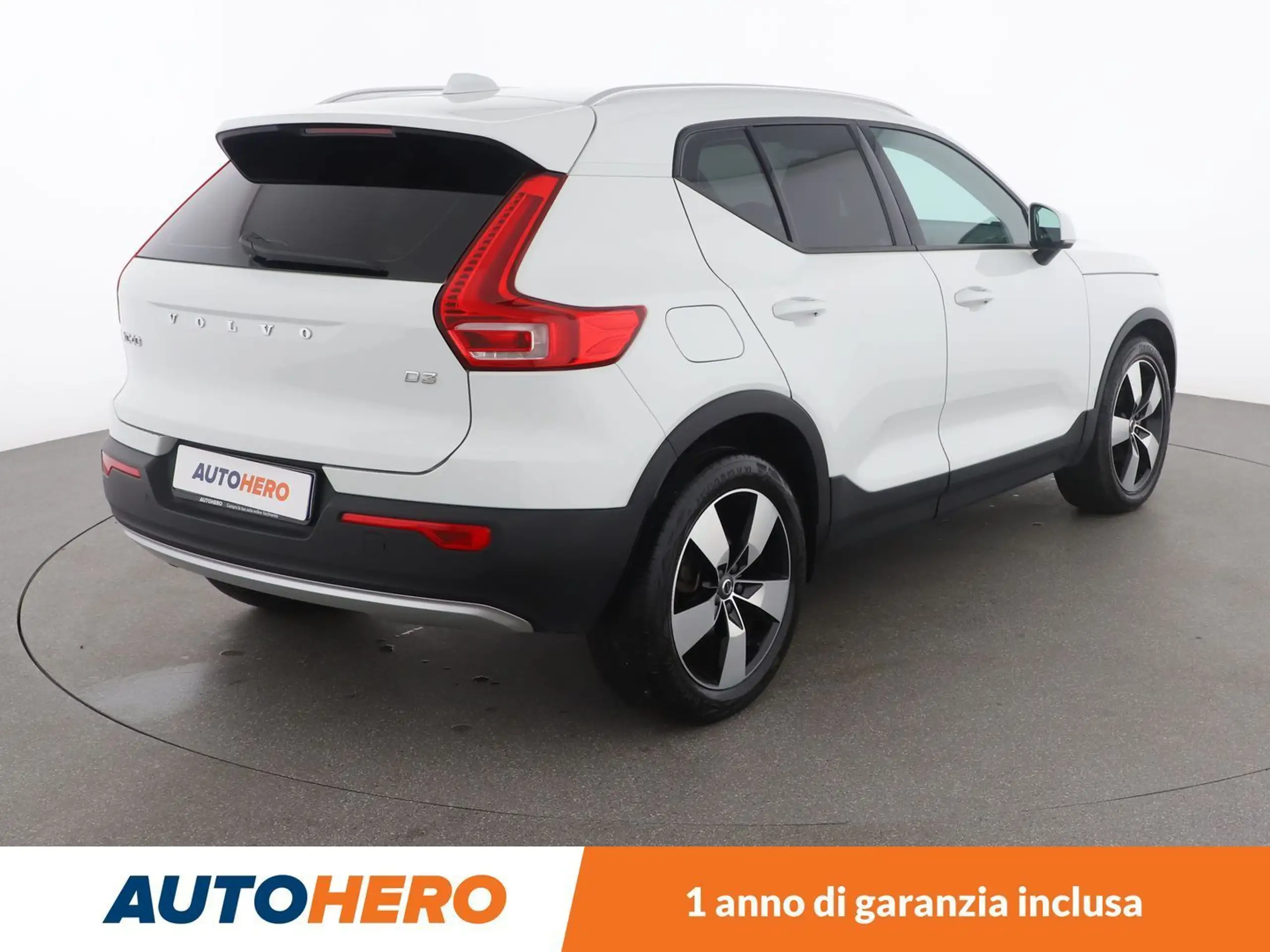 Volvo - XC40