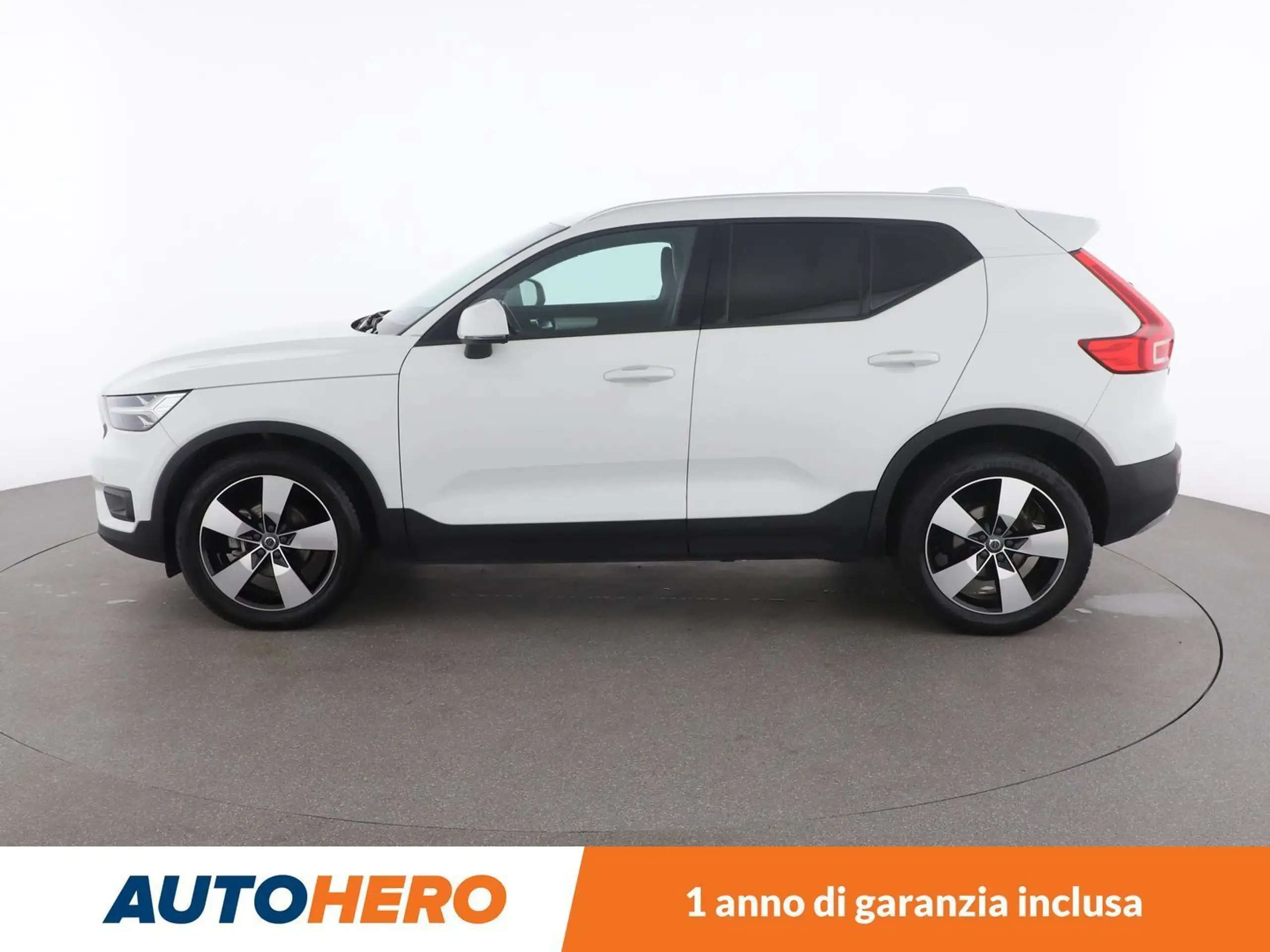 Volvo - XC40