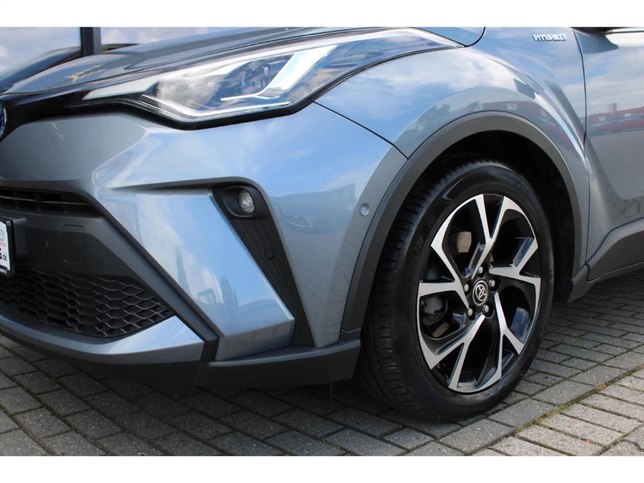 Toyota - C-HR