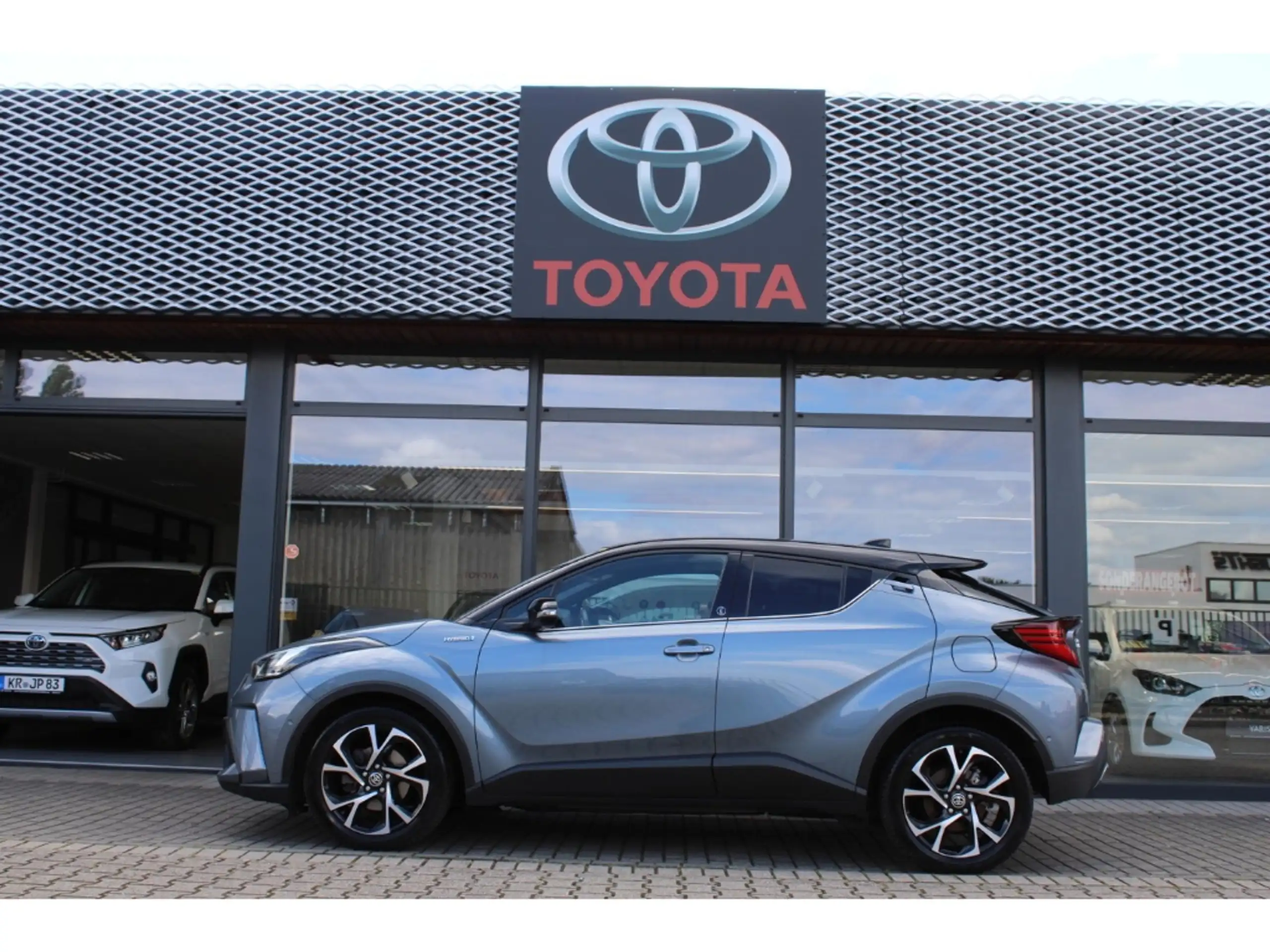 Toyota - C-HR