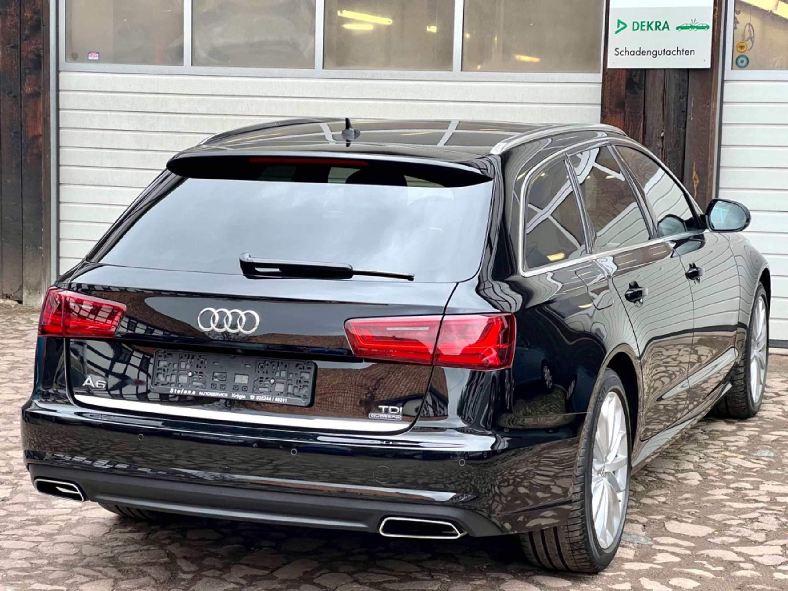 Audi - A6