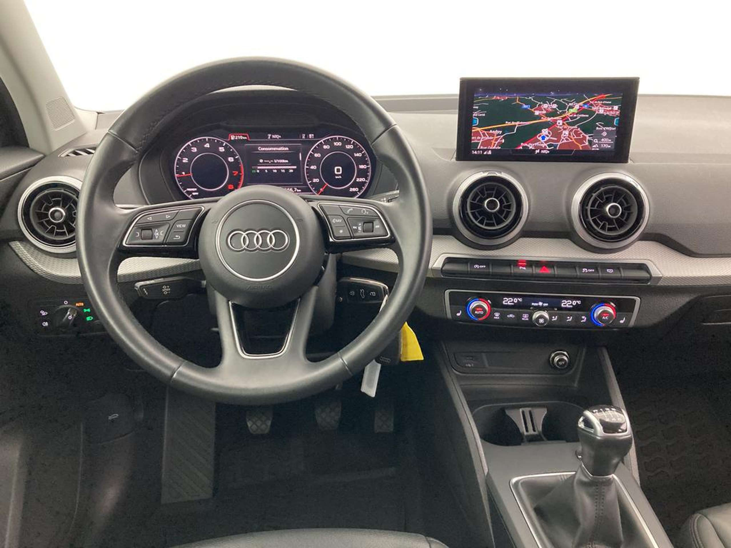 Audi - Q2