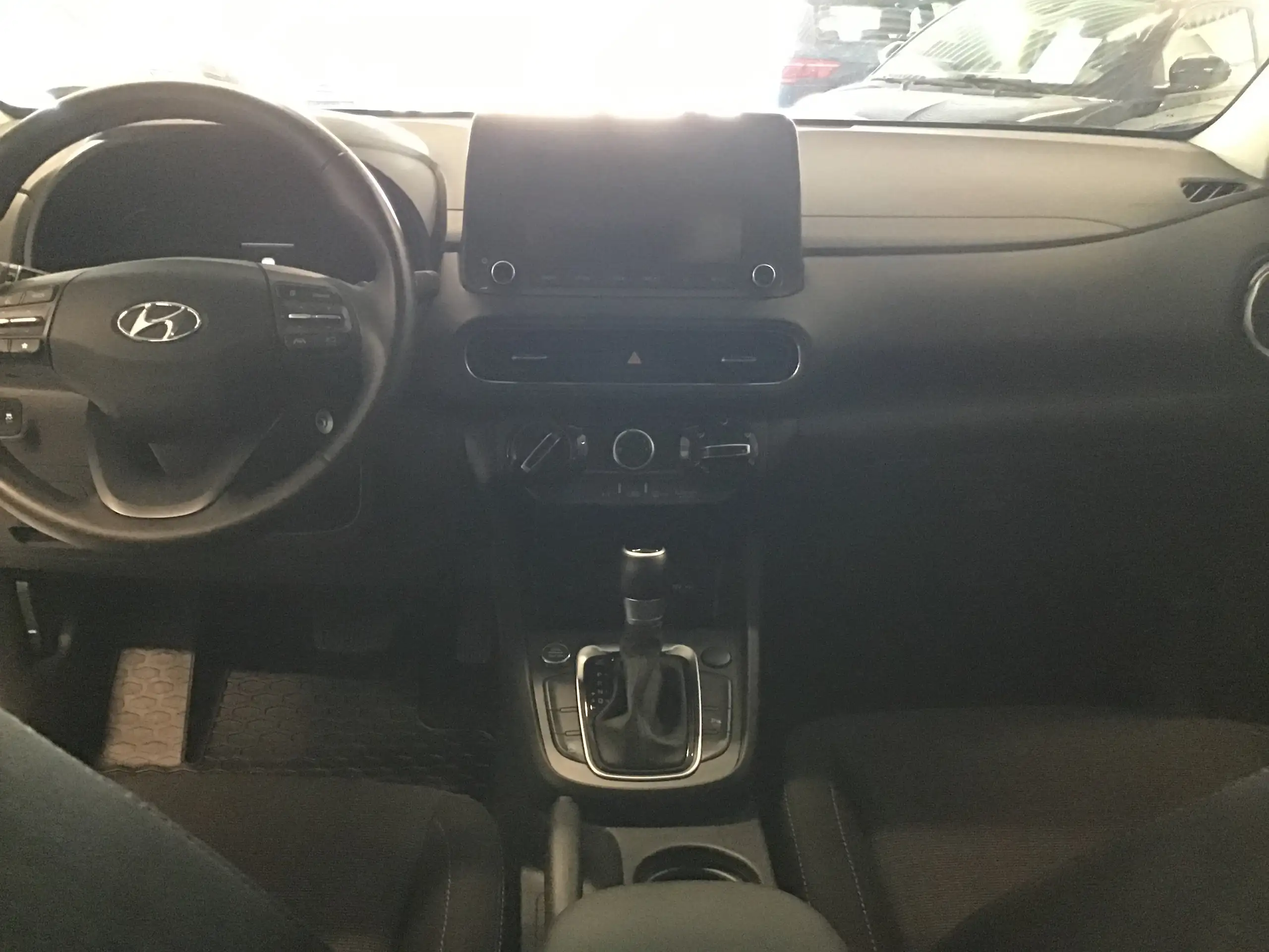 Hyundai - KONA