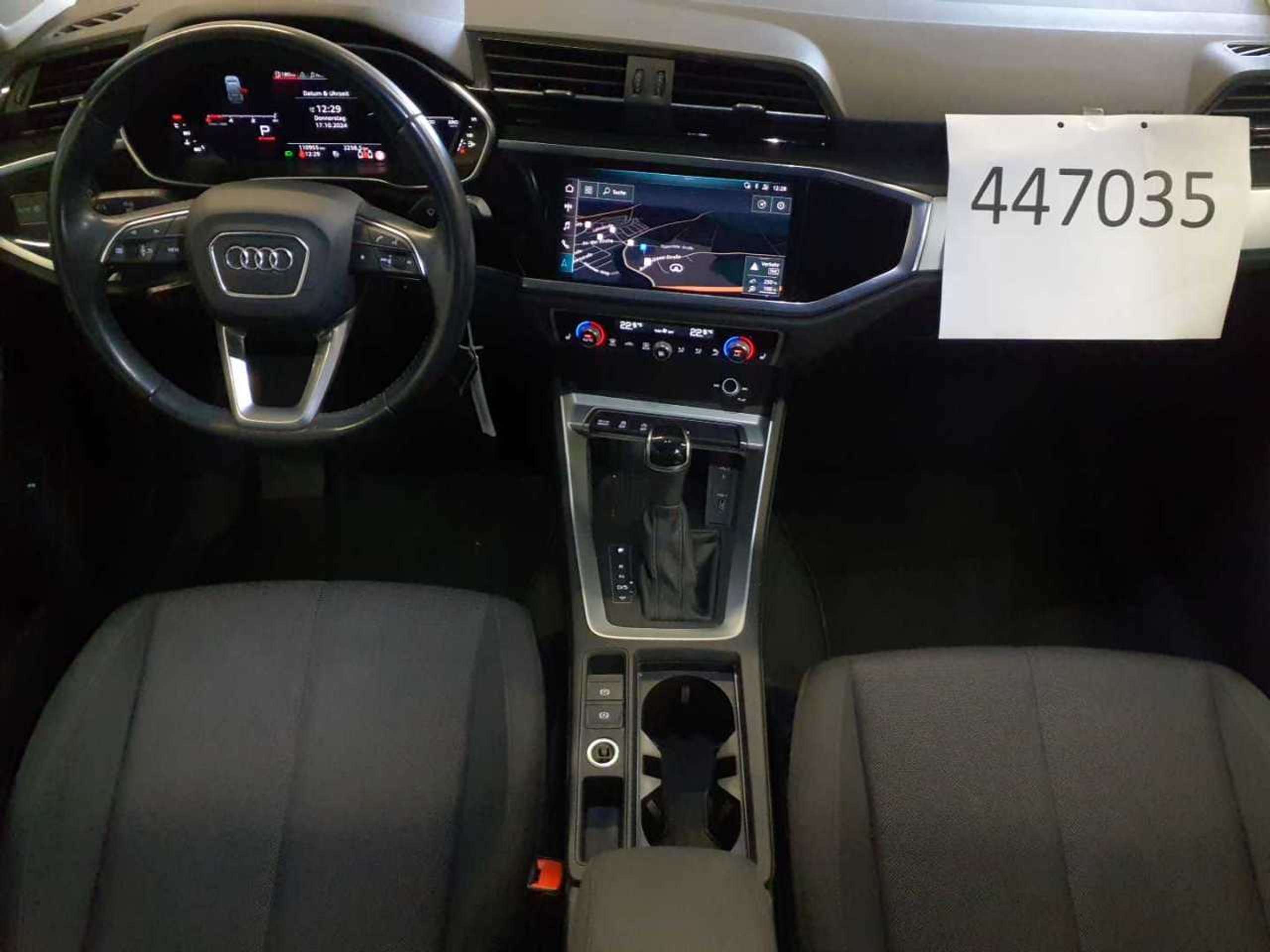 Audi - Q3