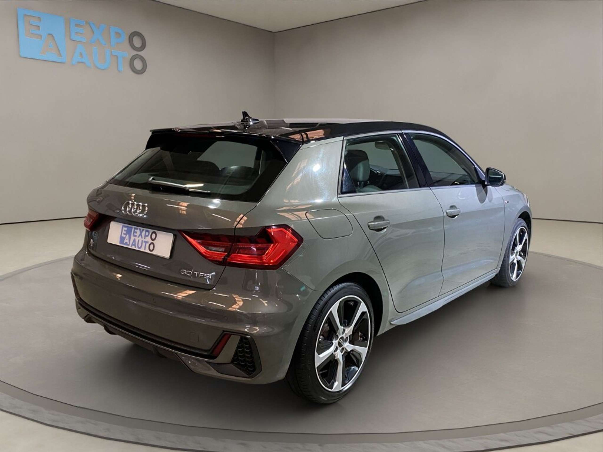 Audi - A1