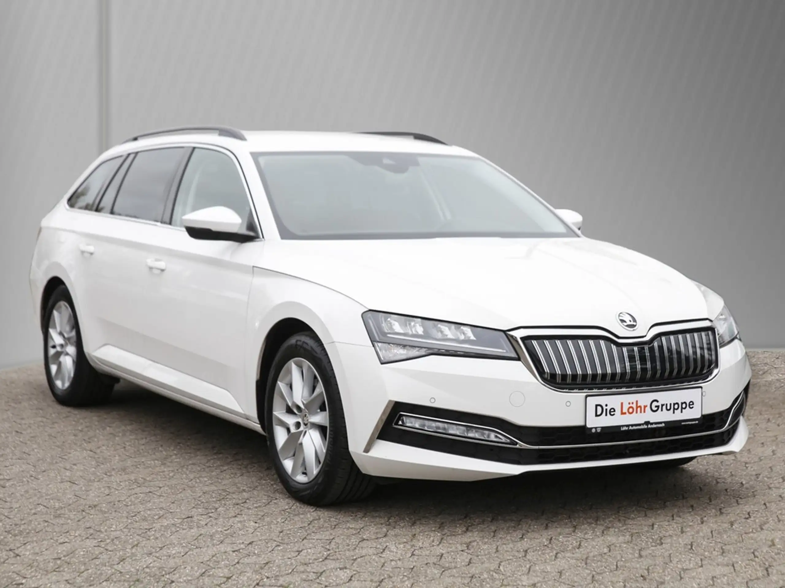 Skoda - Superb