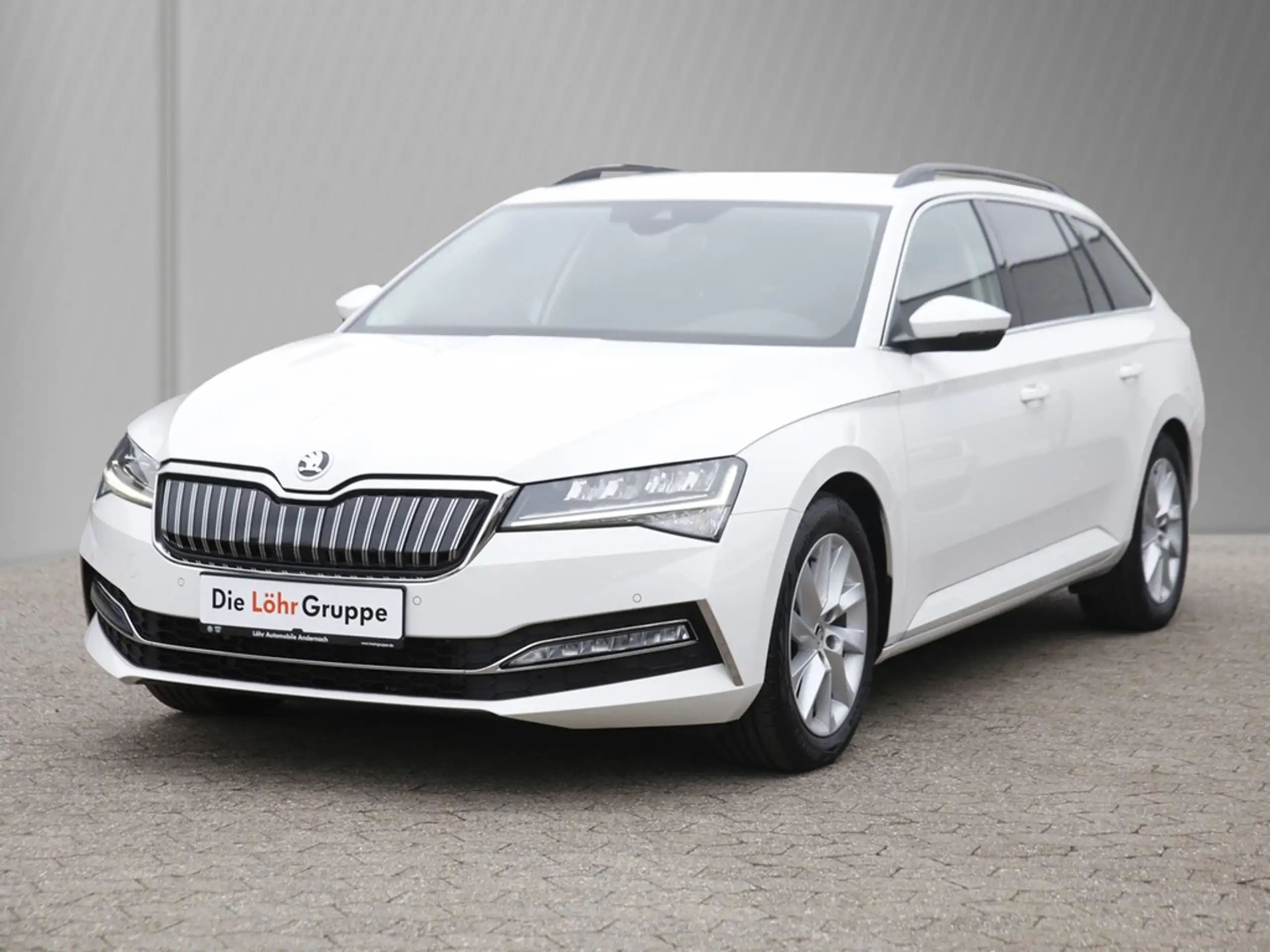 Skoda - Superb