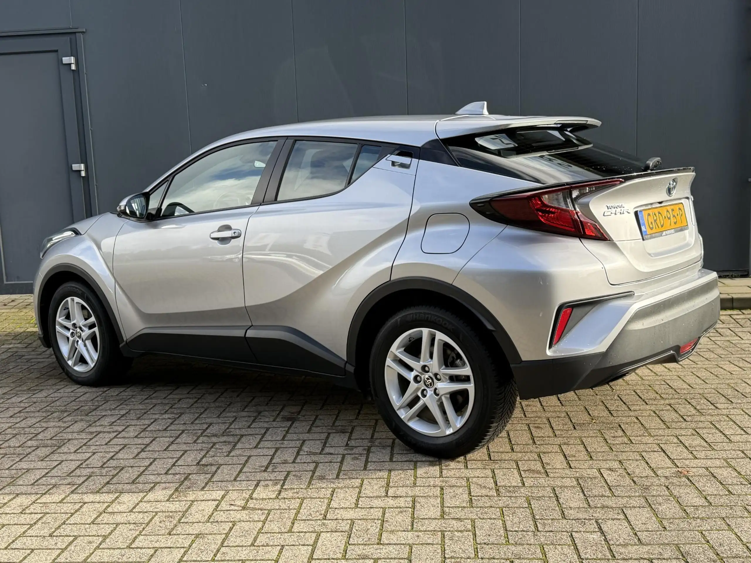 Toyota - C-HR