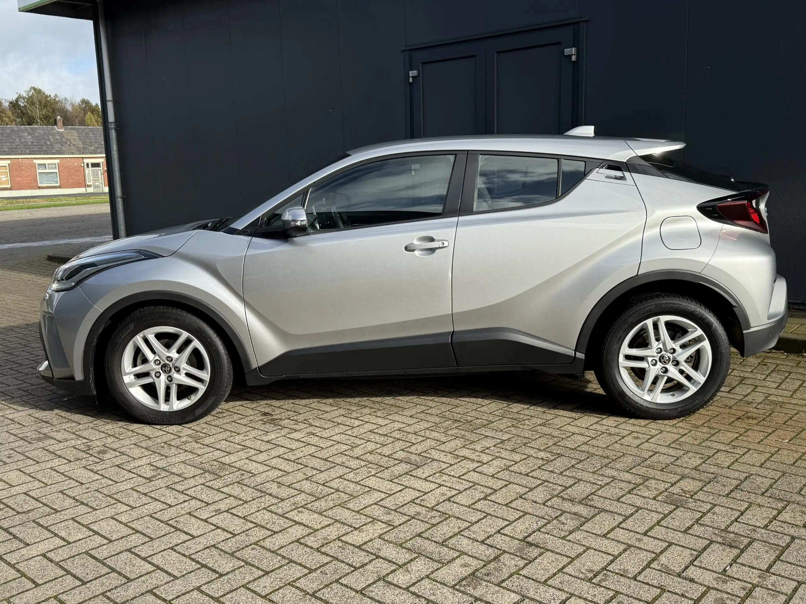 Toyota - C-HR