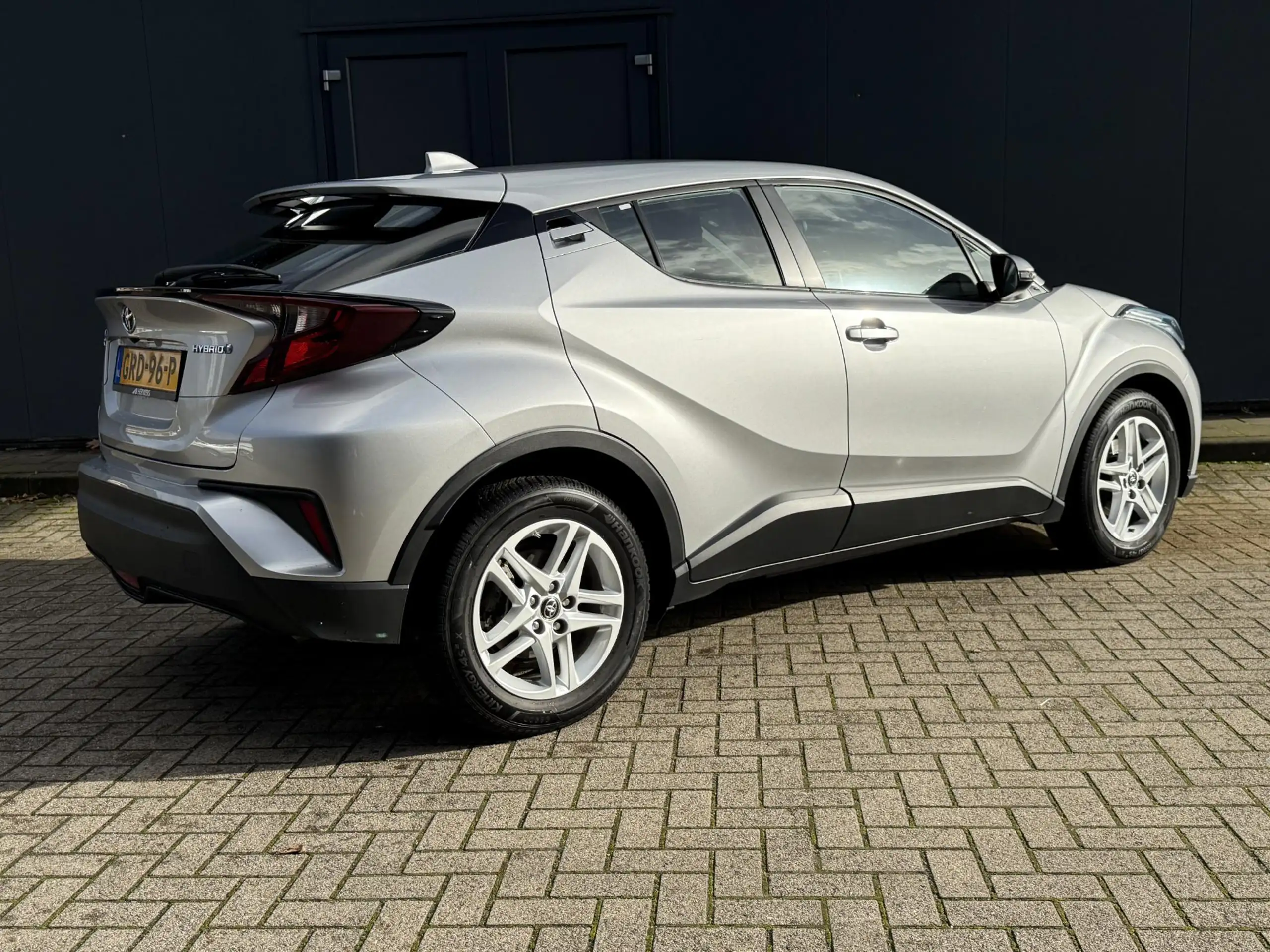 Toyota - C-HR