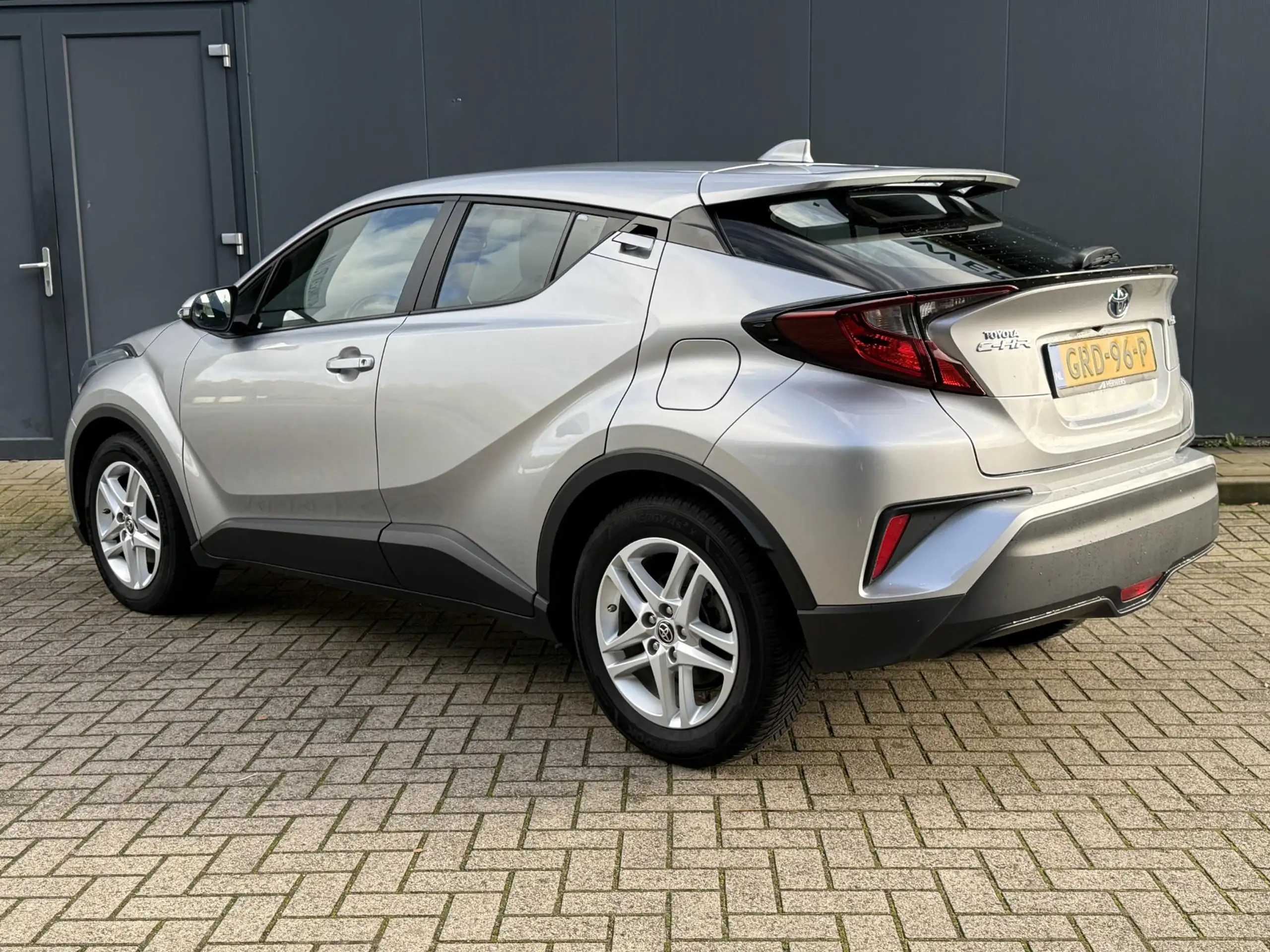 Toyota - C-HR