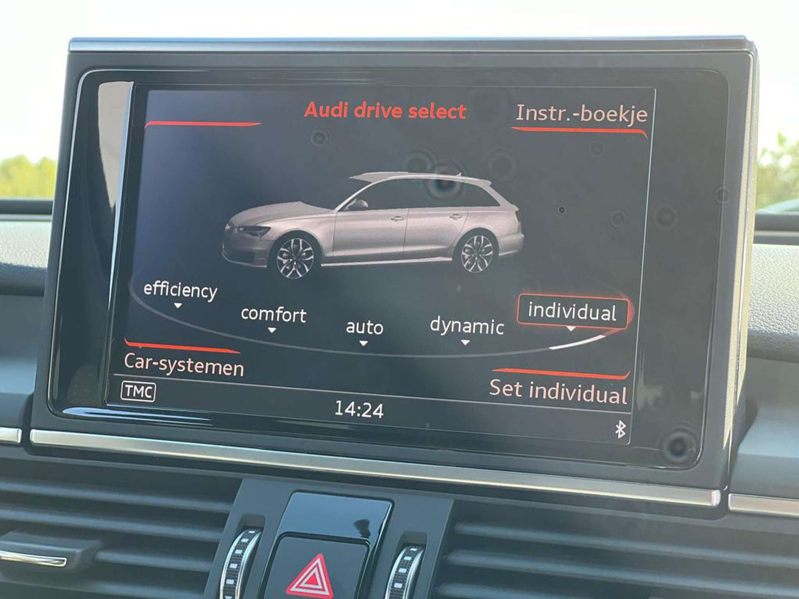 Audi - A6