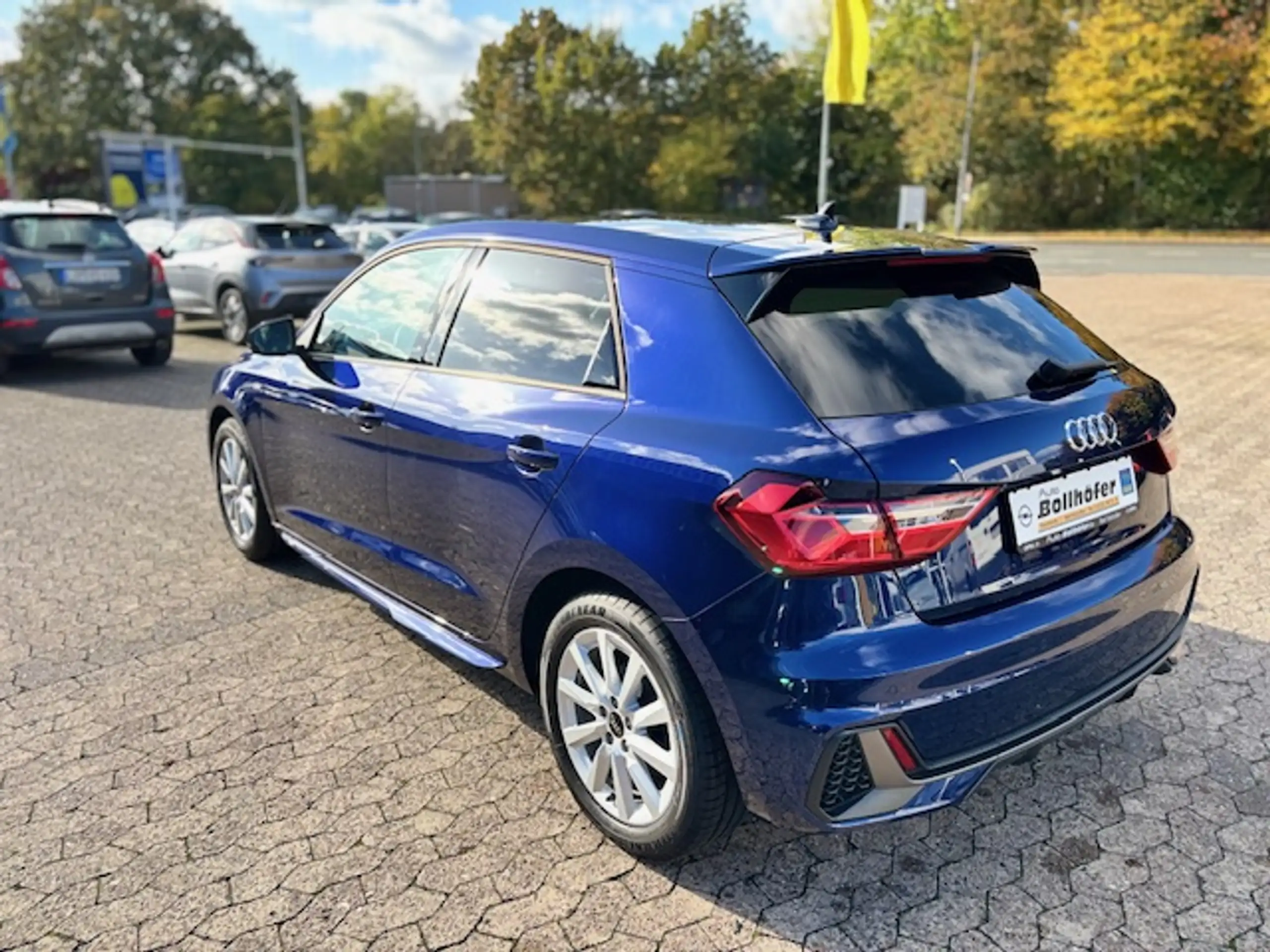 Audi - A1