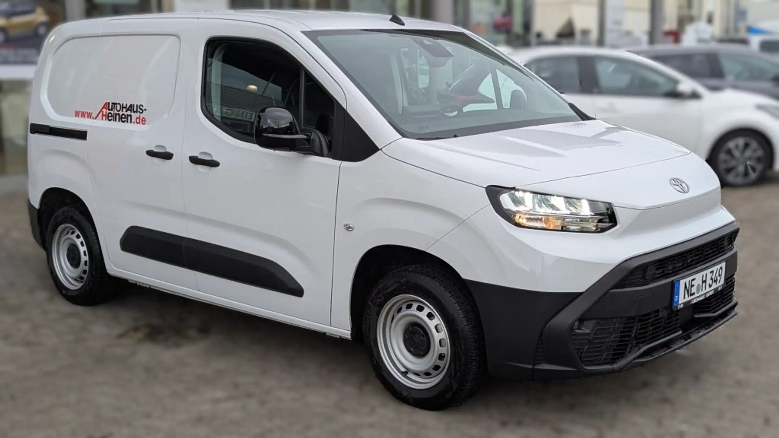 Toyota Proace 2024