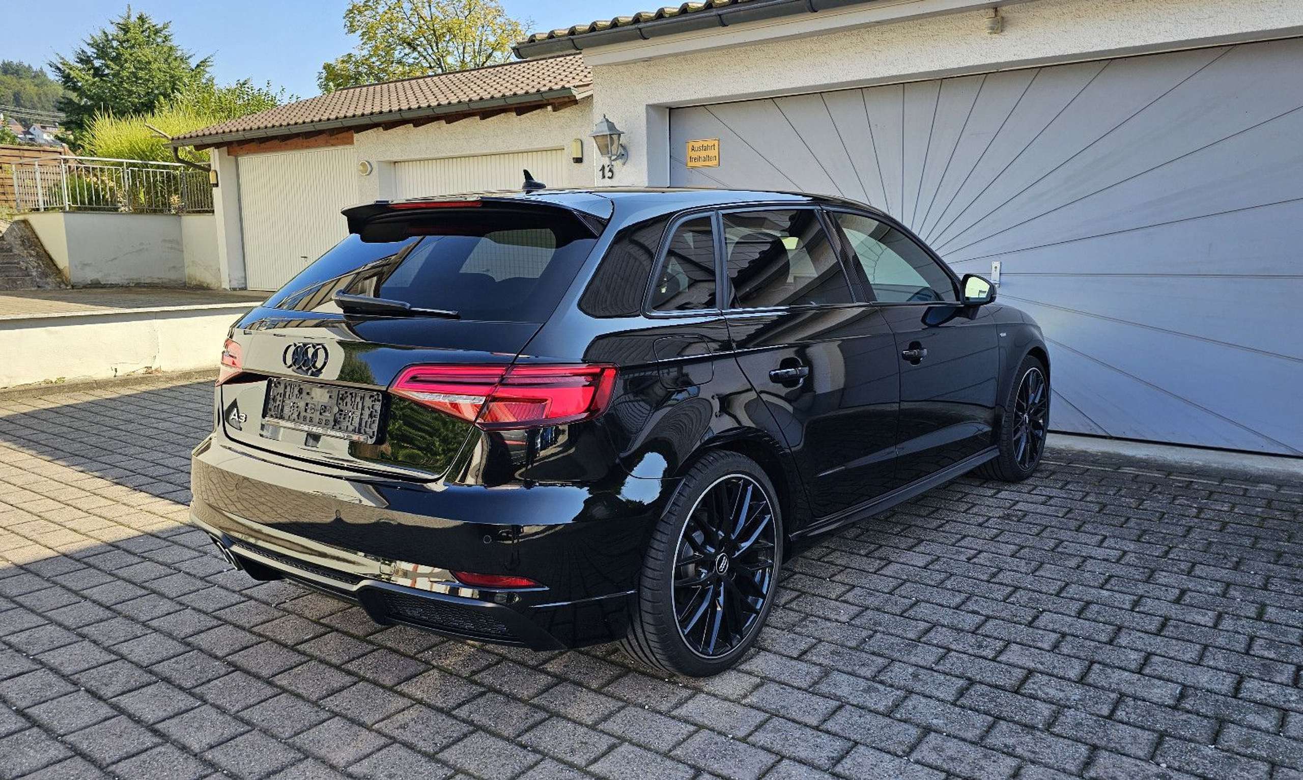 Audi - A3