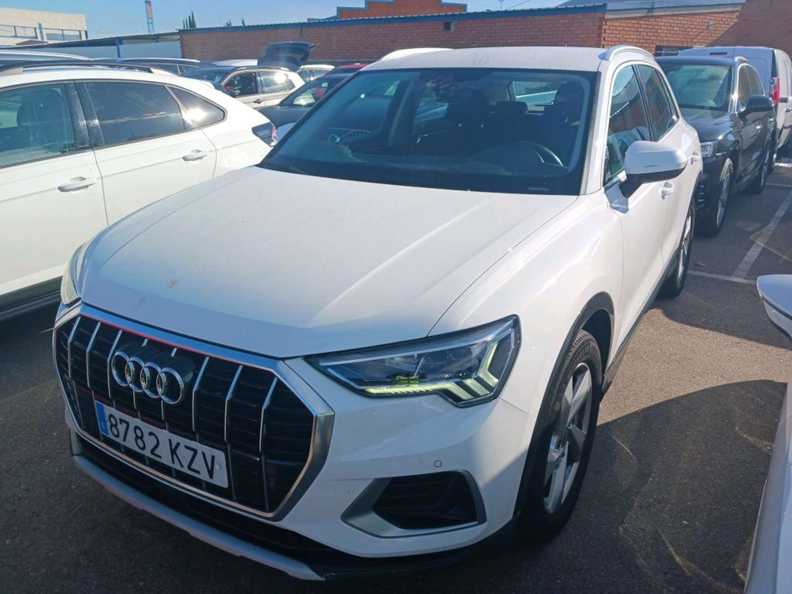 Audi - Q3