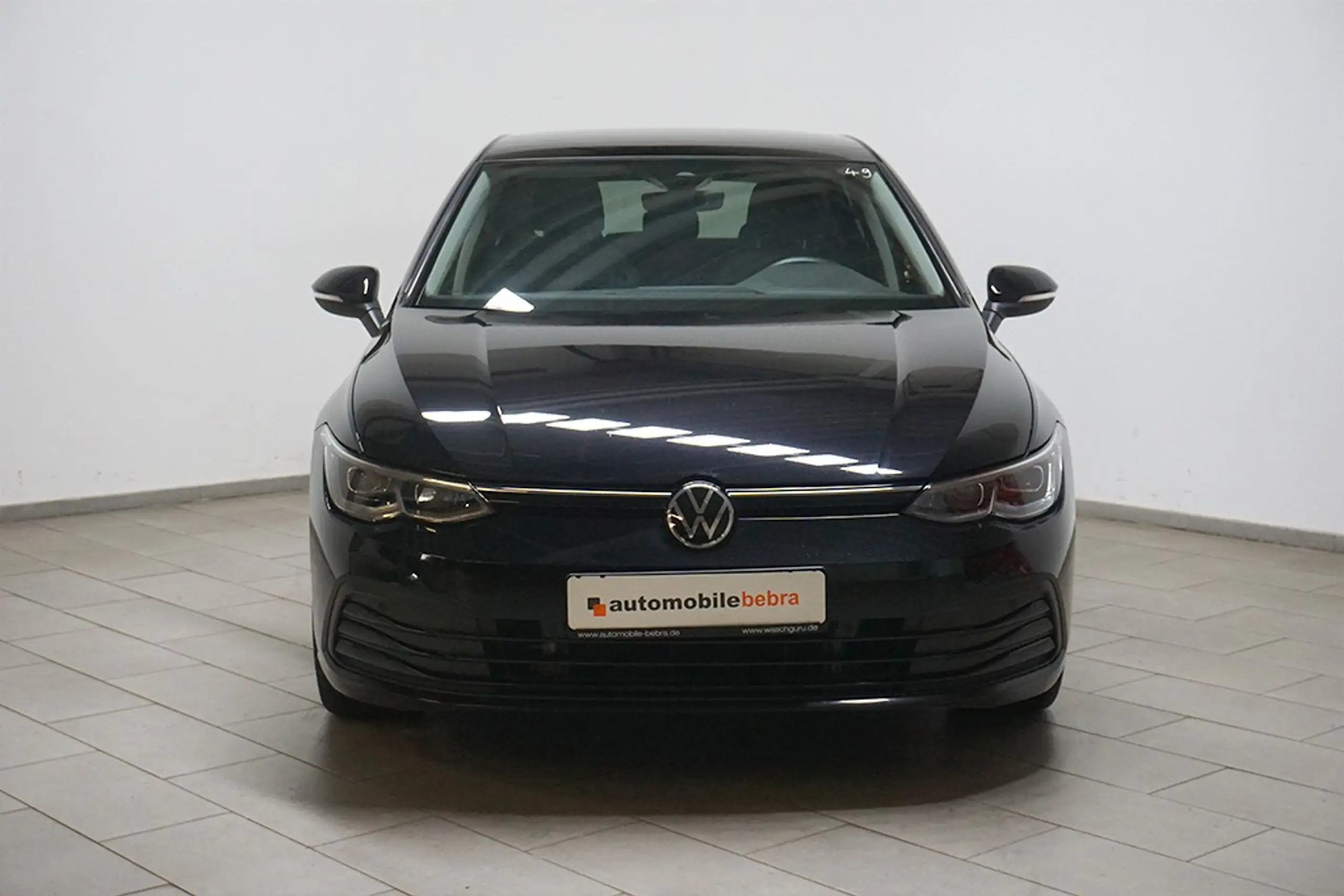 Volkswagen - Golf