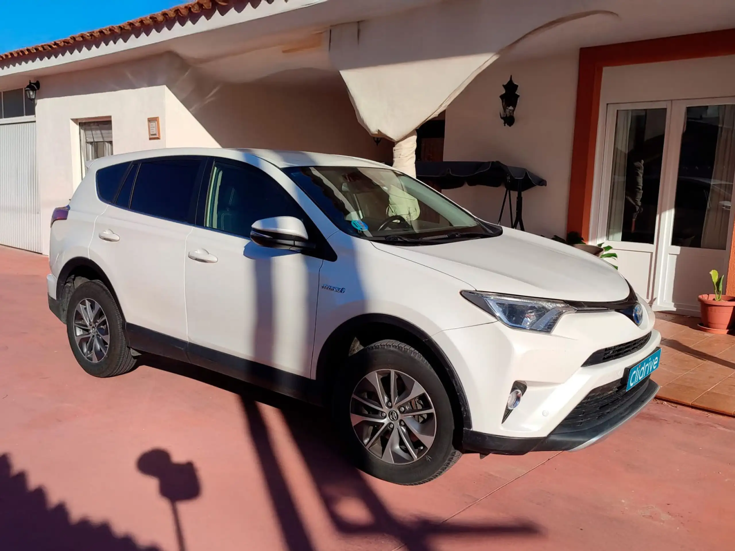 Toyota - RAV 4