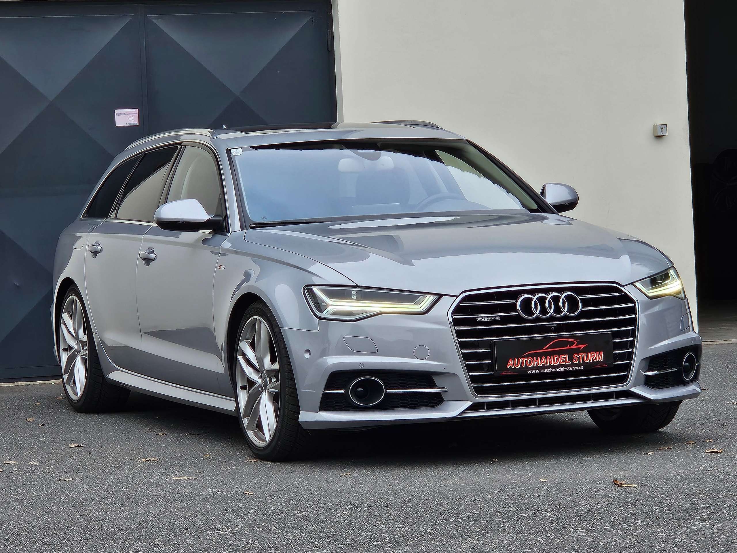 Audi - A6