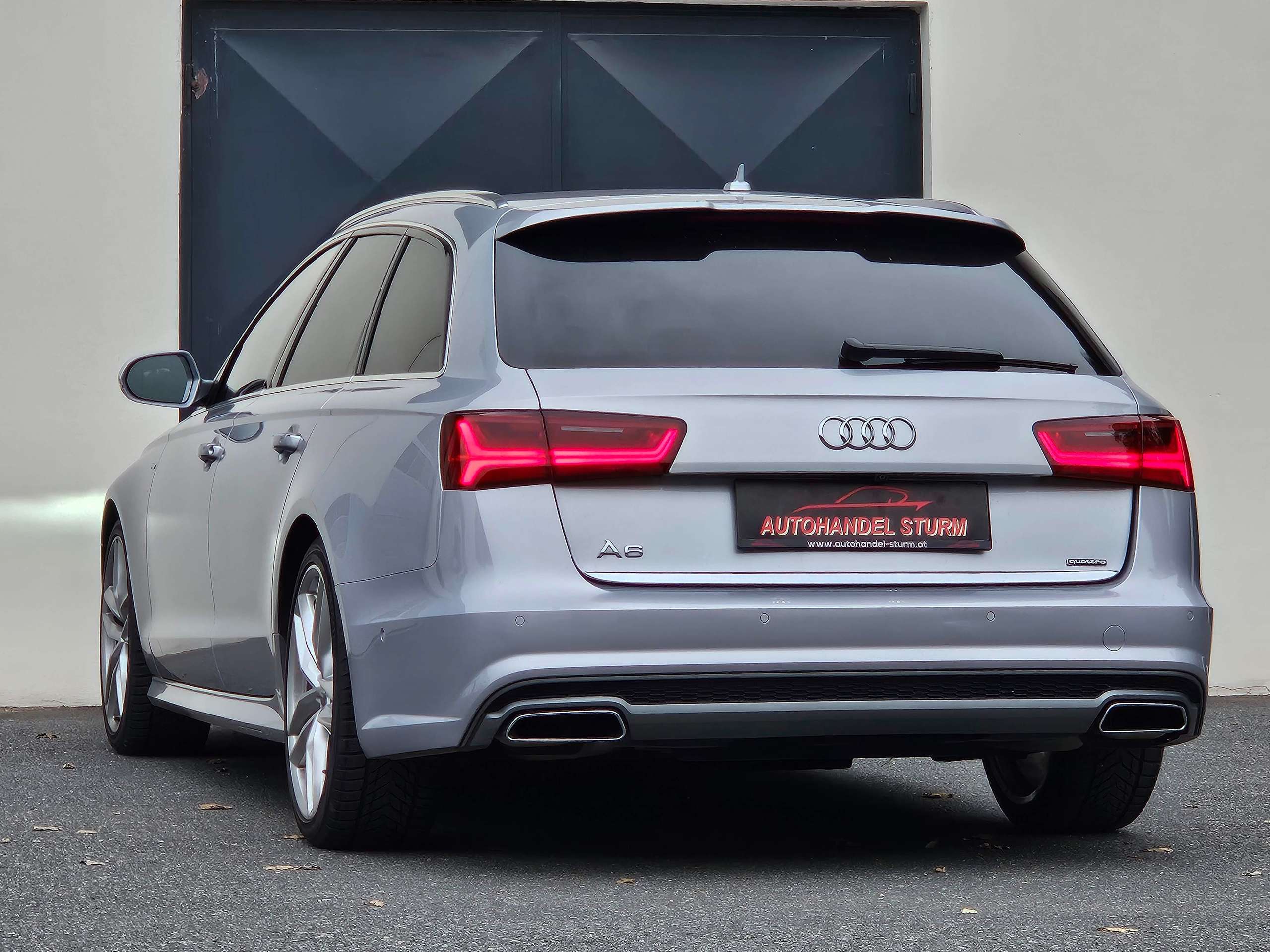 Audi - A6