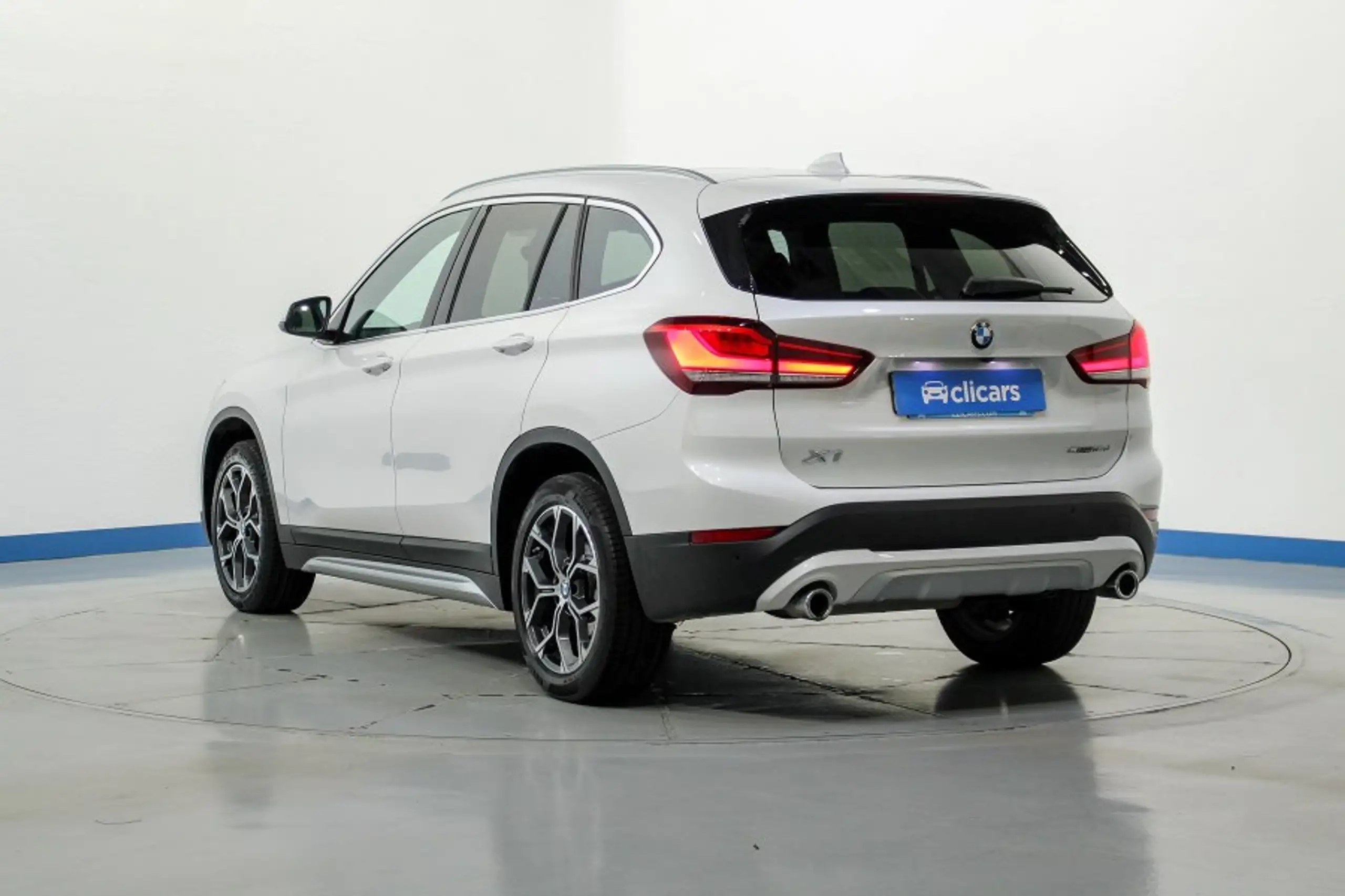 BMW - X1