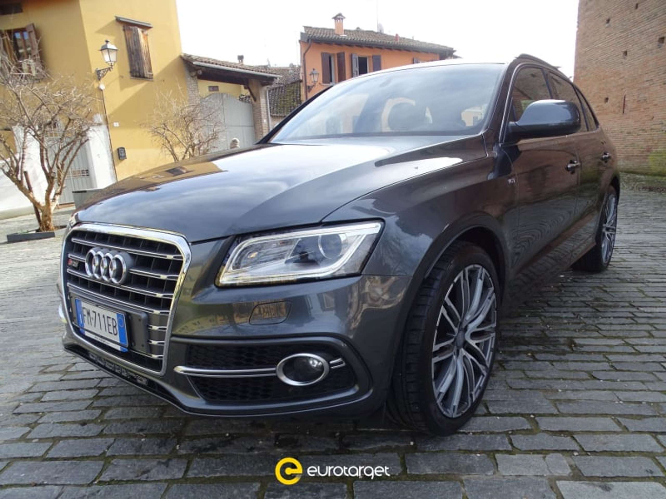 Audi SQ5 2014