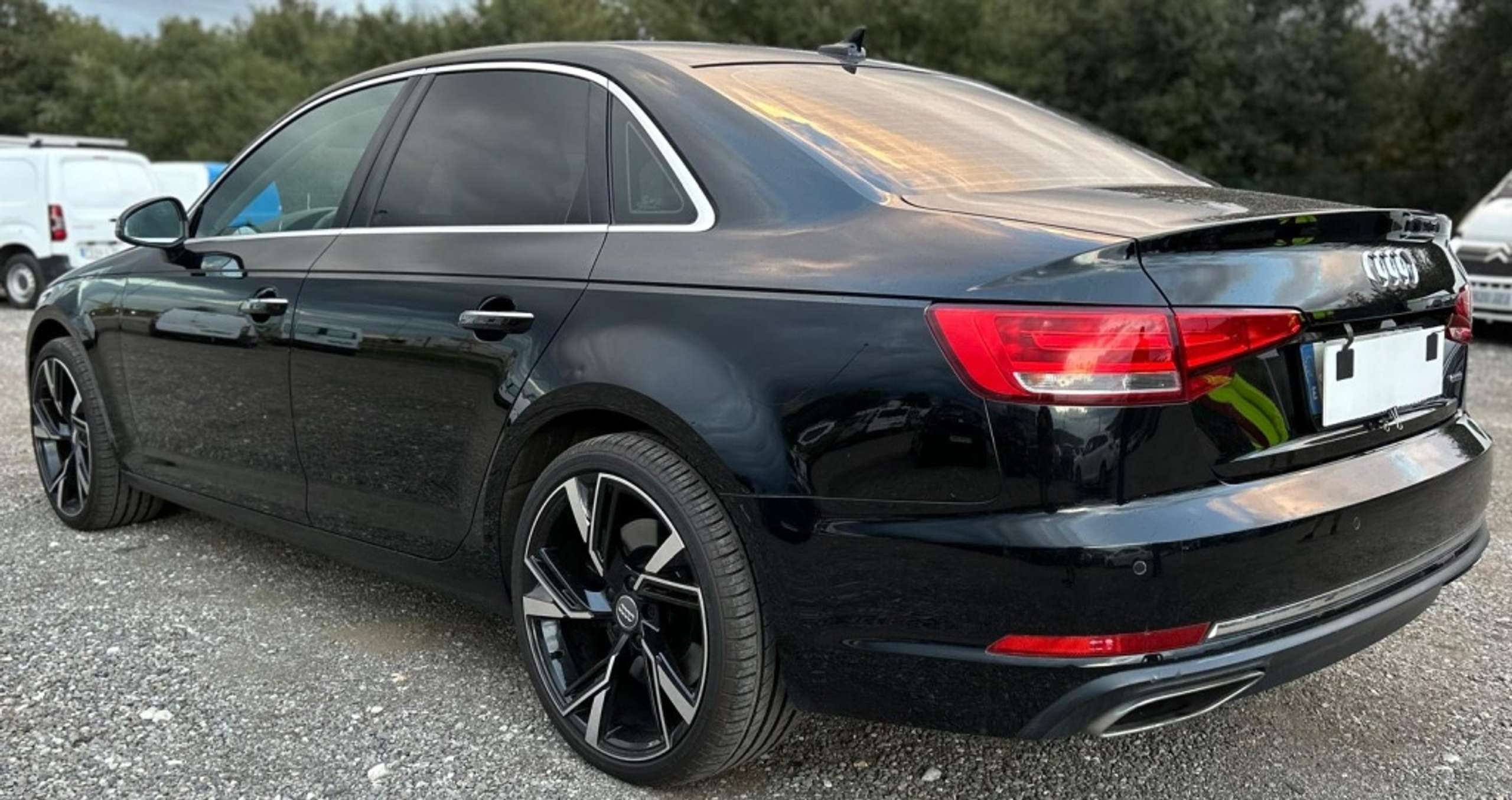 Audi - A4