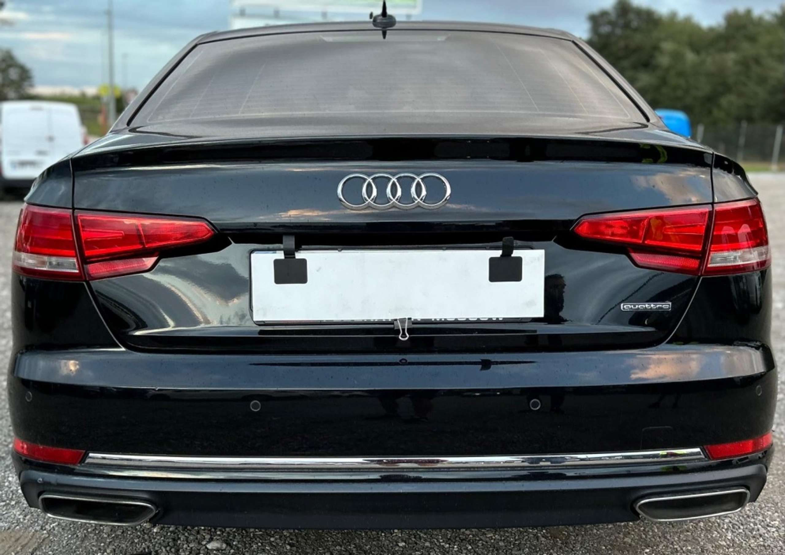 Audi - A4