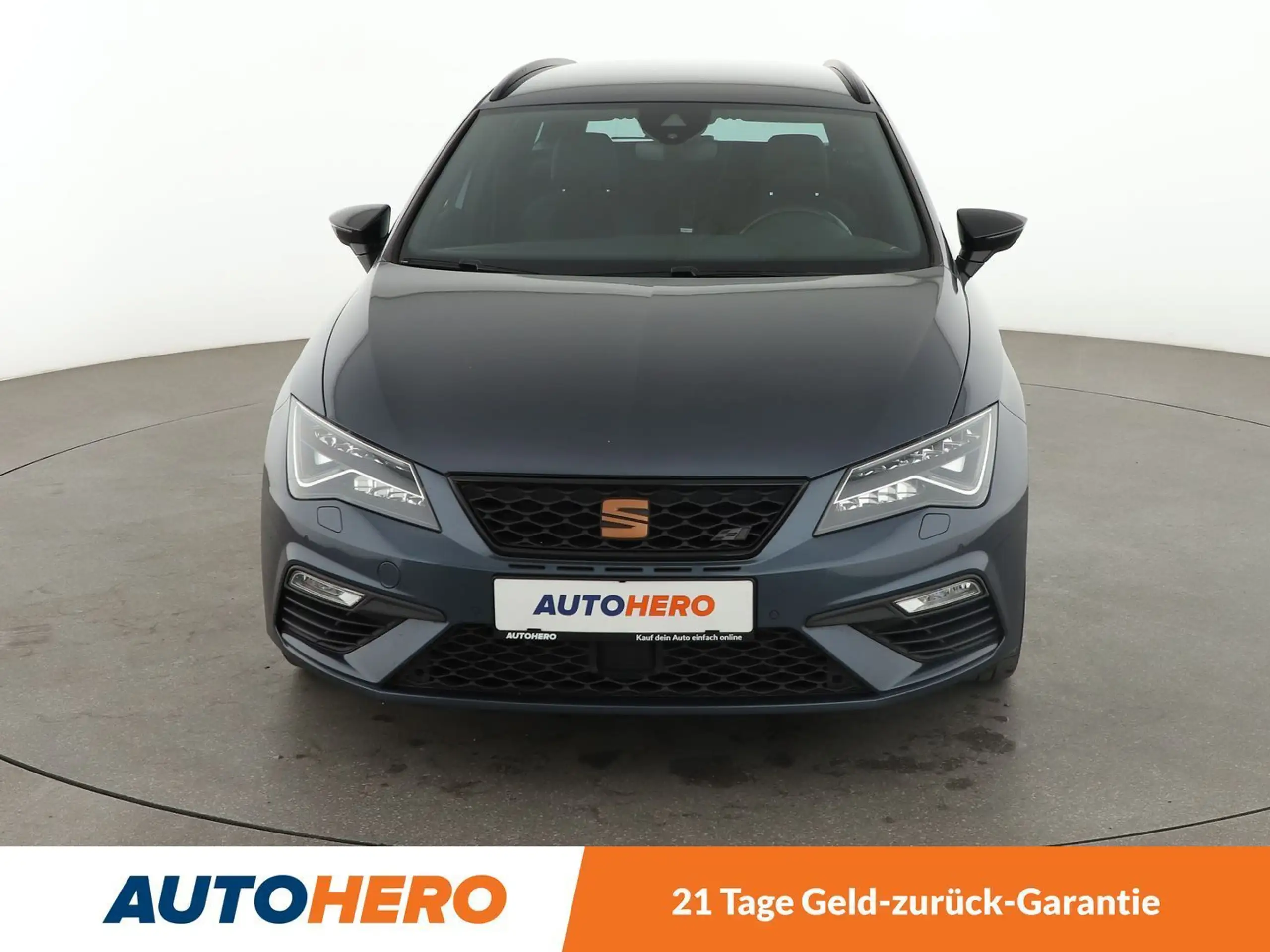 SEAT - Leon