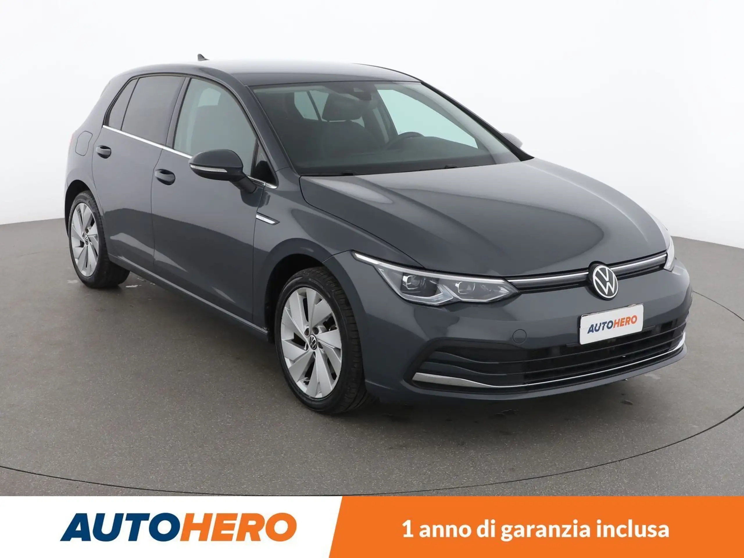 Volkswagen - Golf