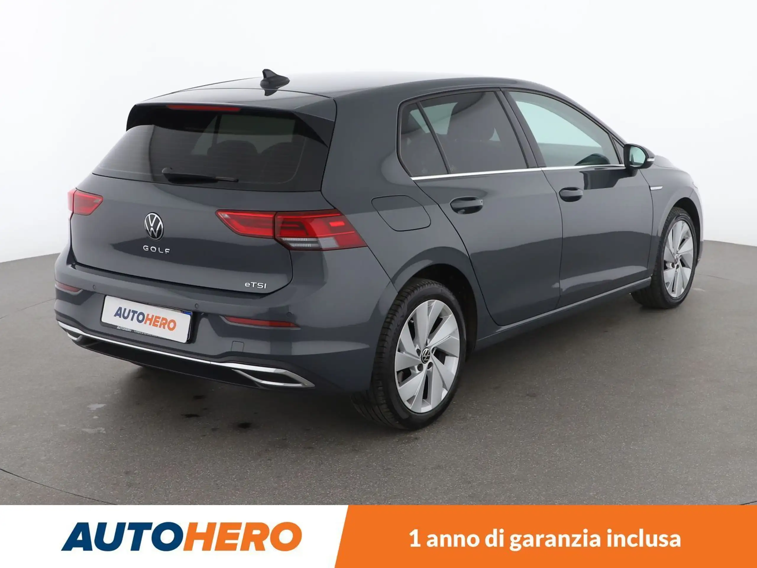 Volkswagen - Golf