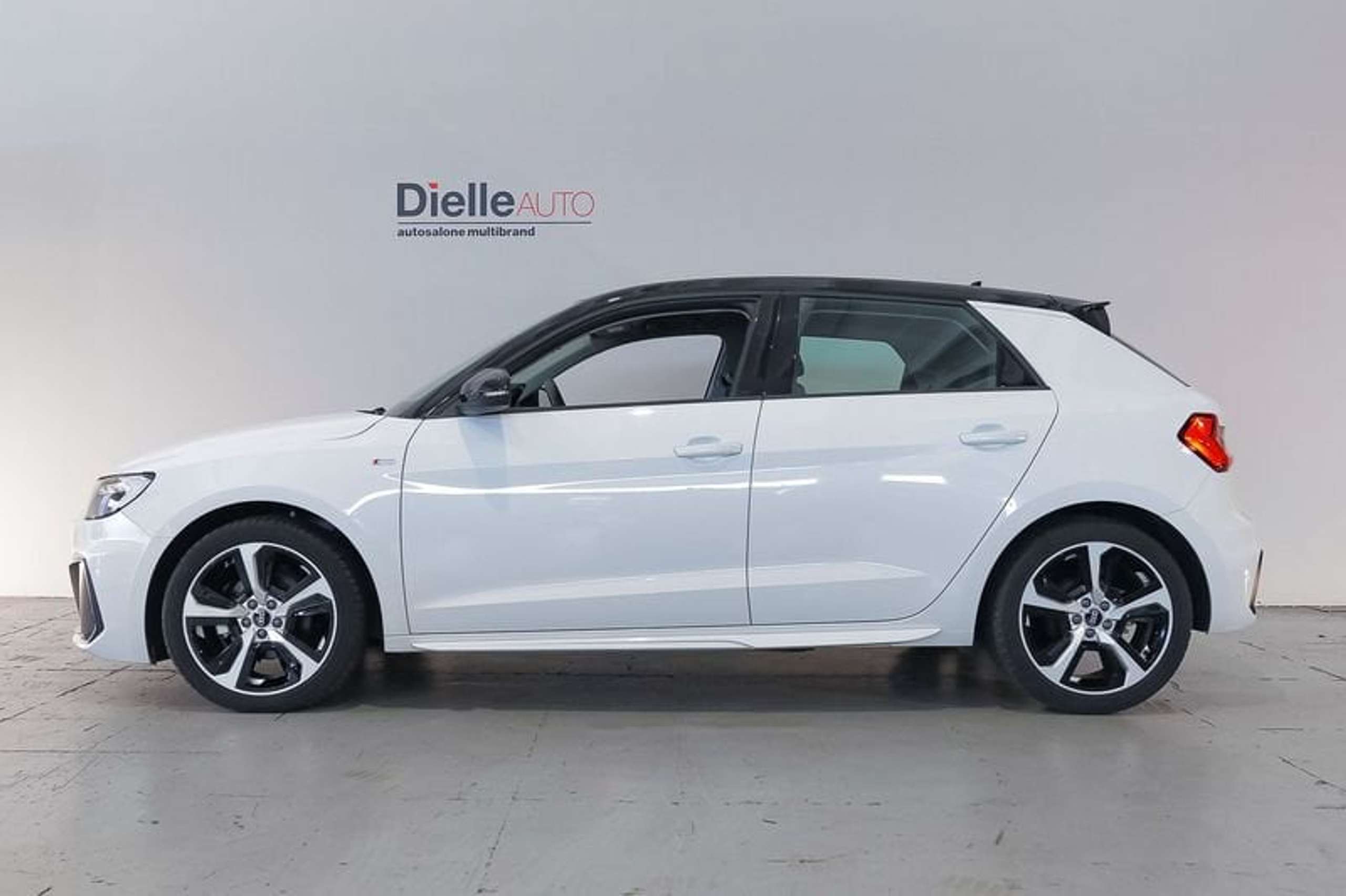 Audi - A1