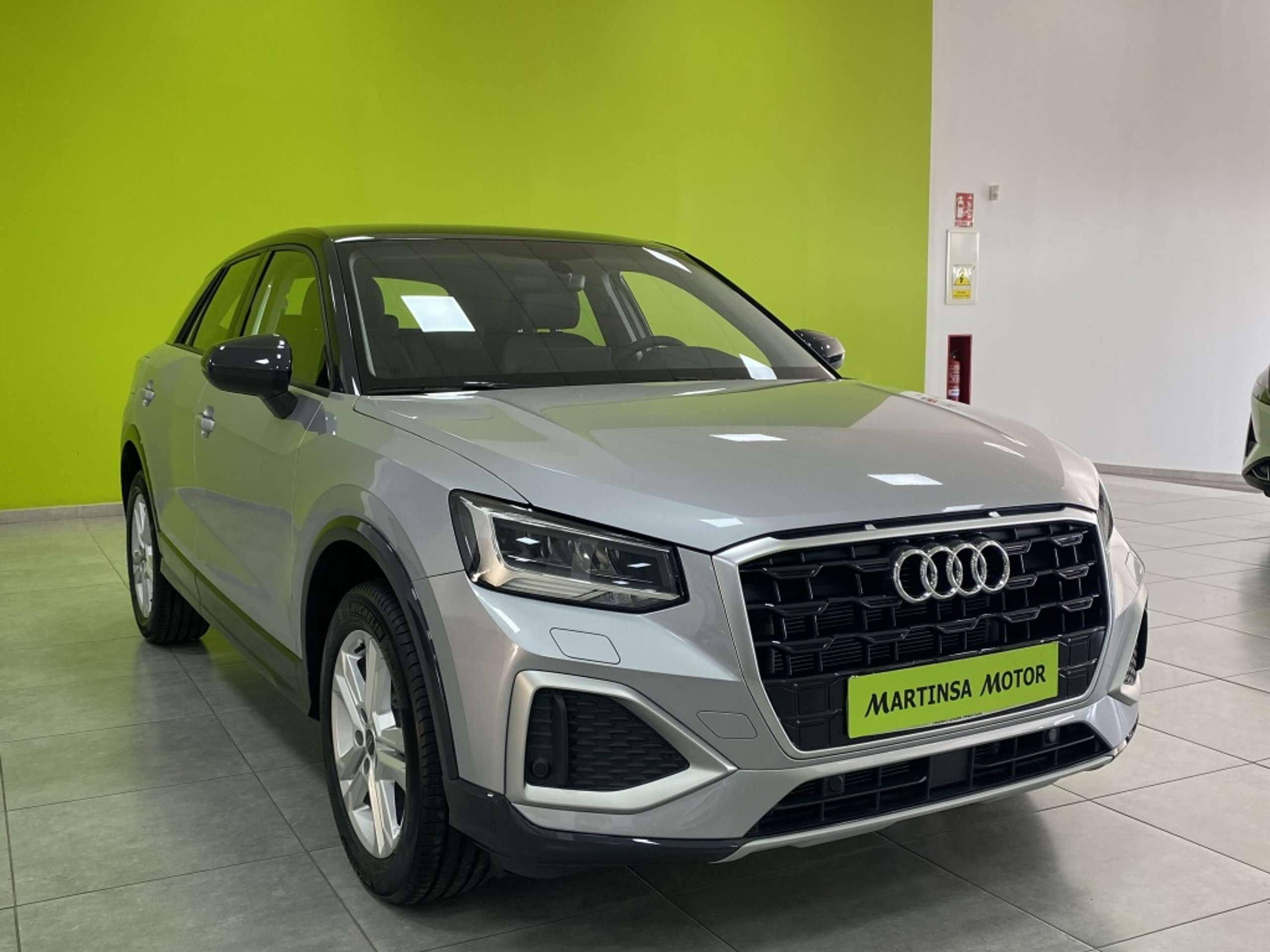 Audi - Q2