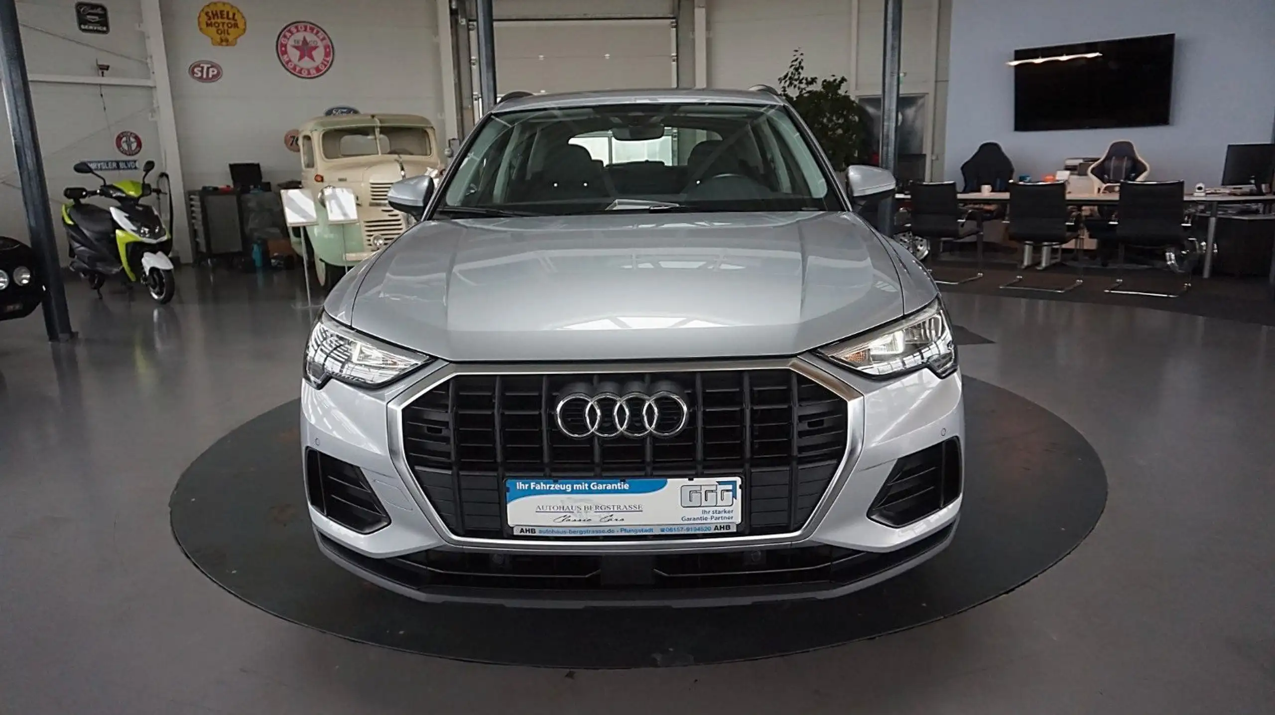 Audi - Q3