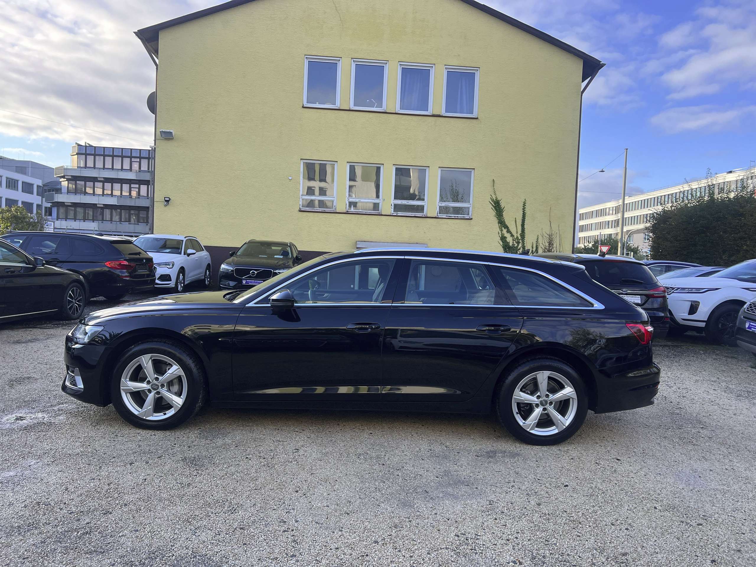 Audi - A6