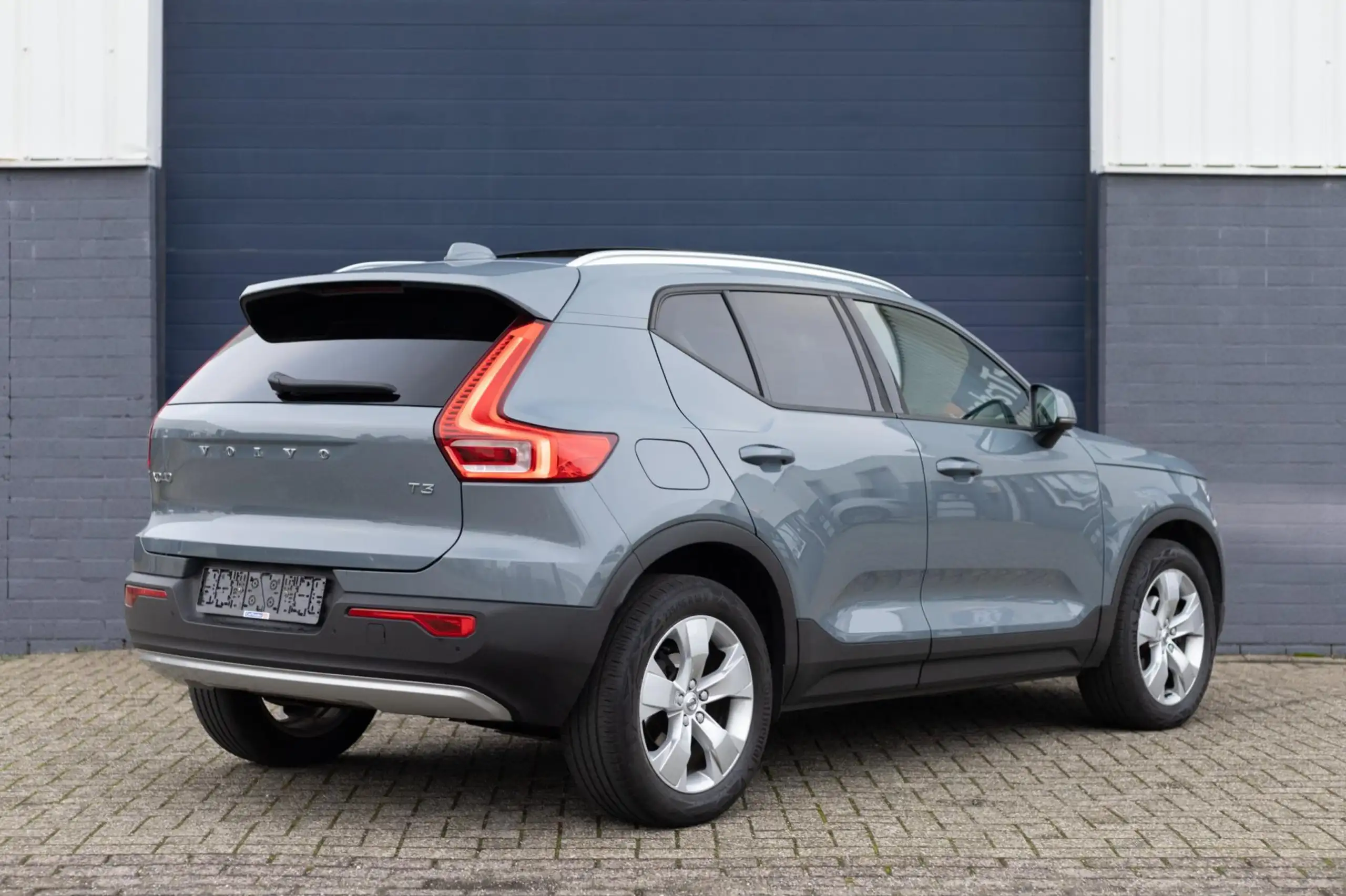 Volvo - XC40