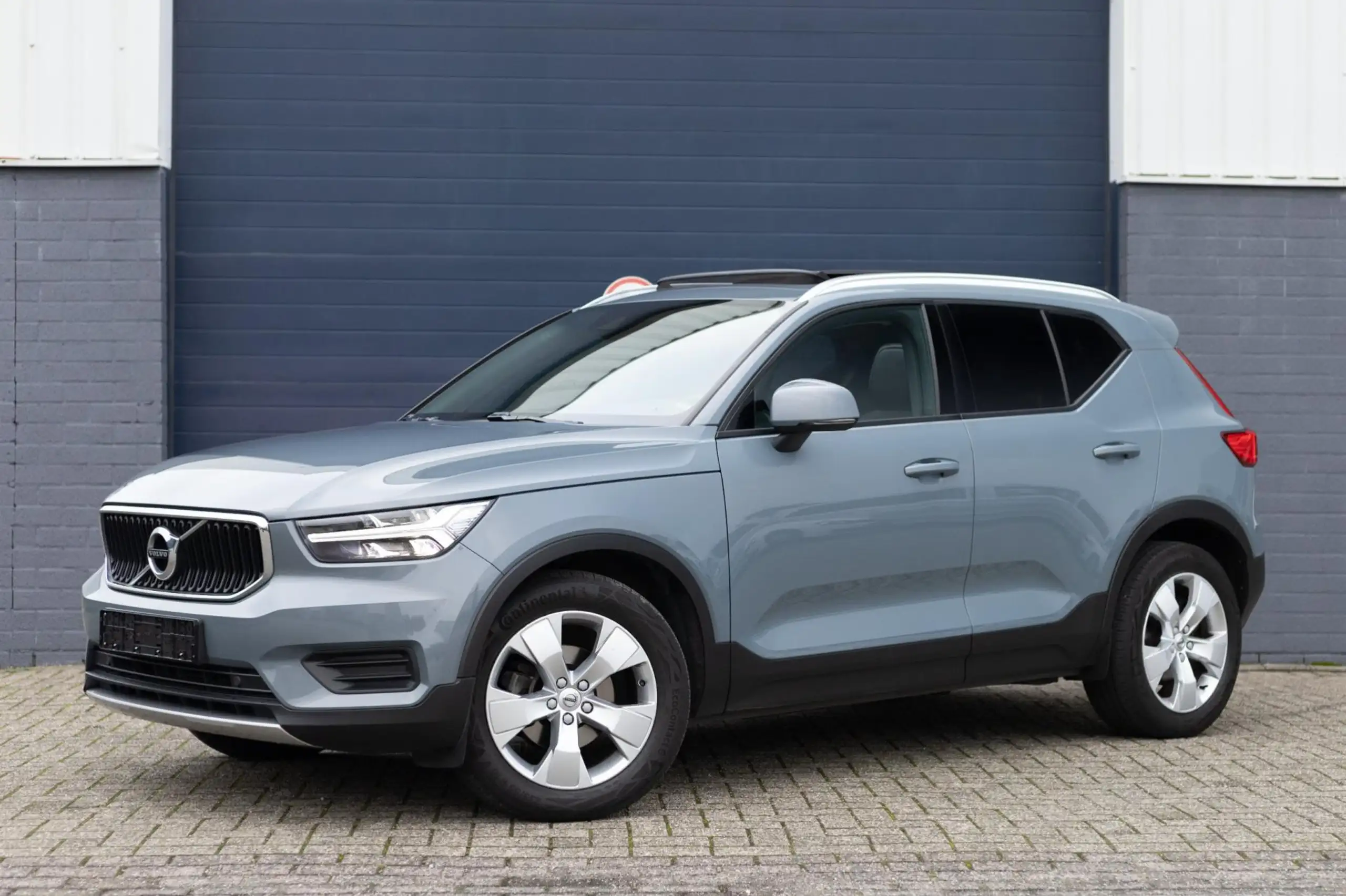 Volvo - XC40