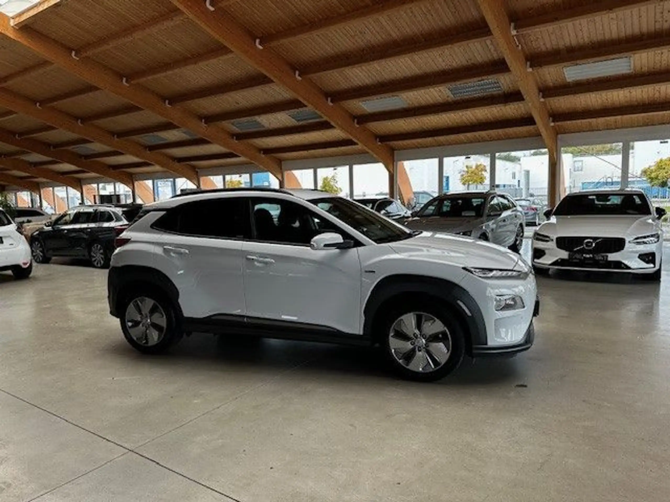 Hyundai - KONA