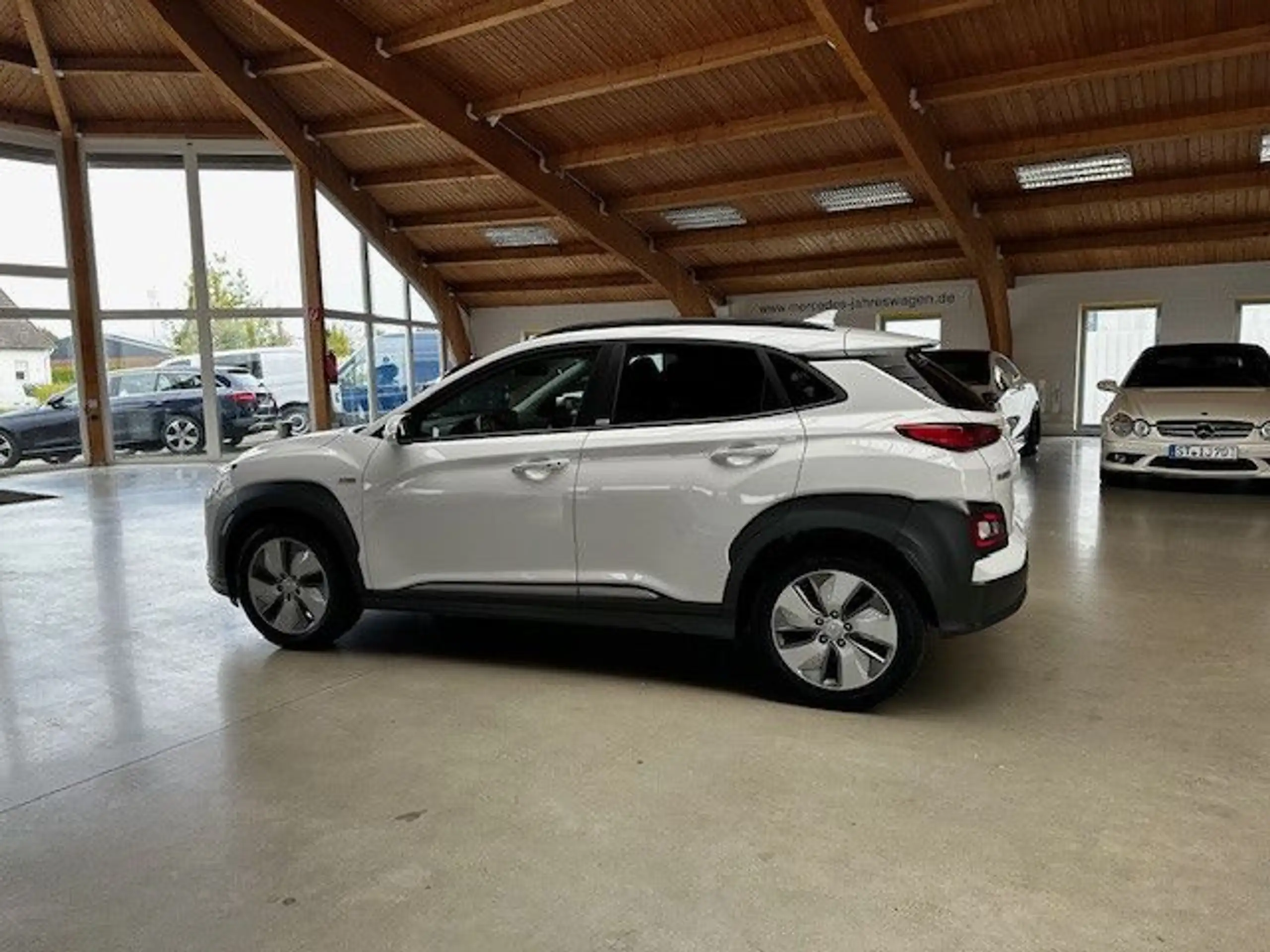 Hyundai - KONA