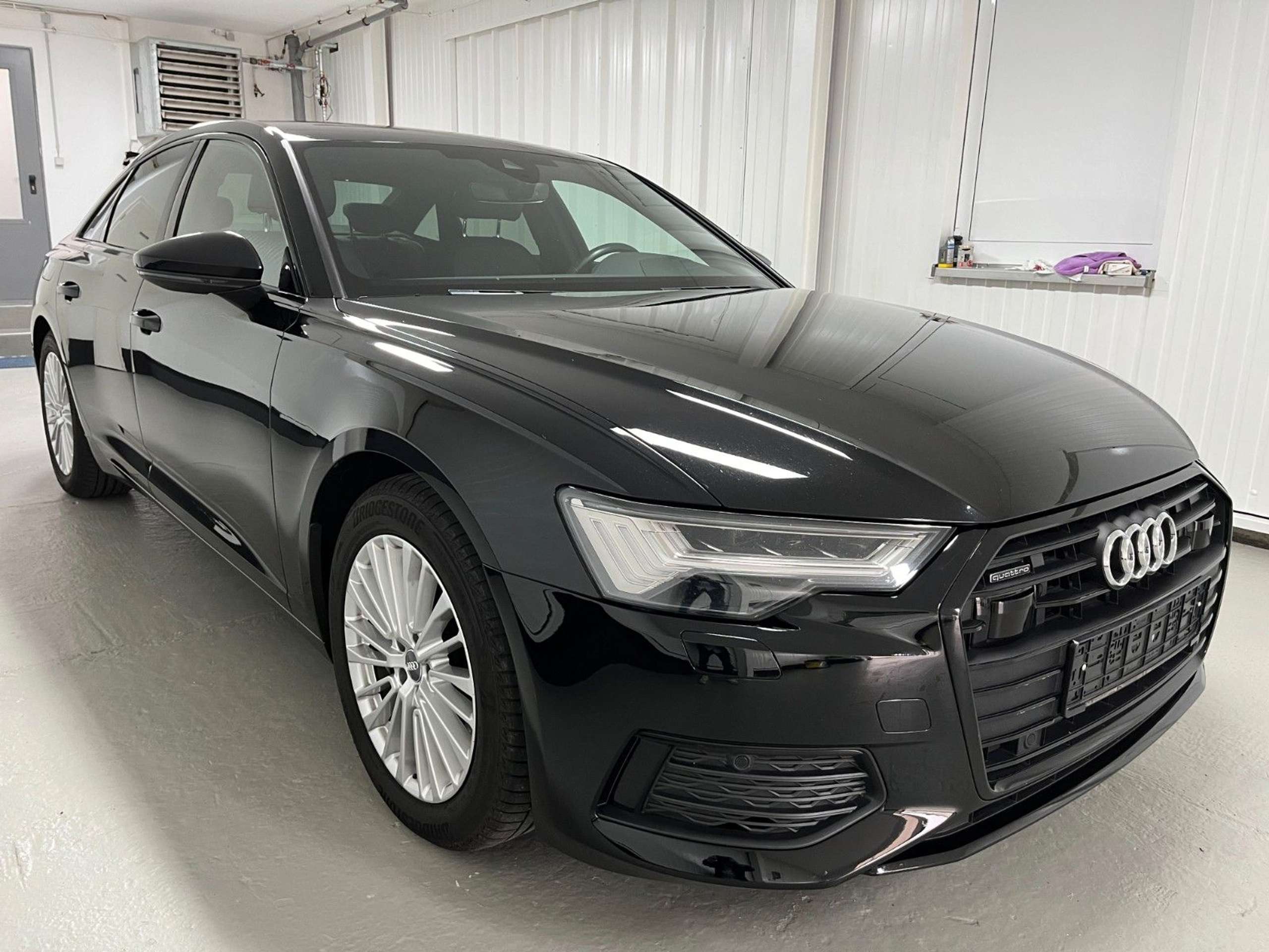 Audi - A6