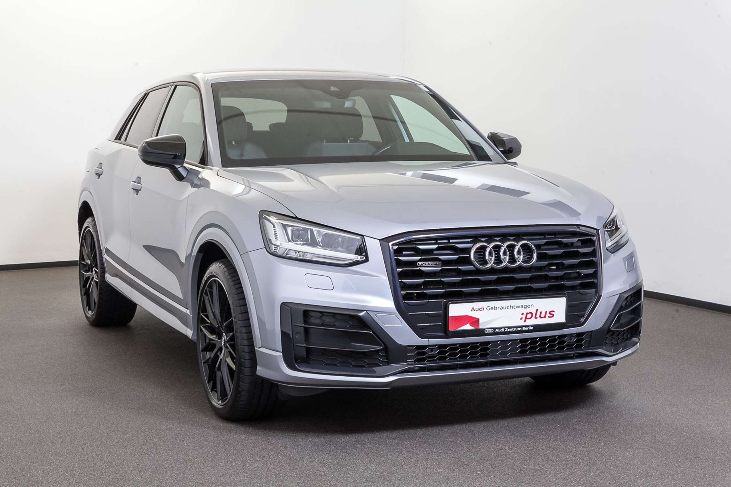 Audi - Q2