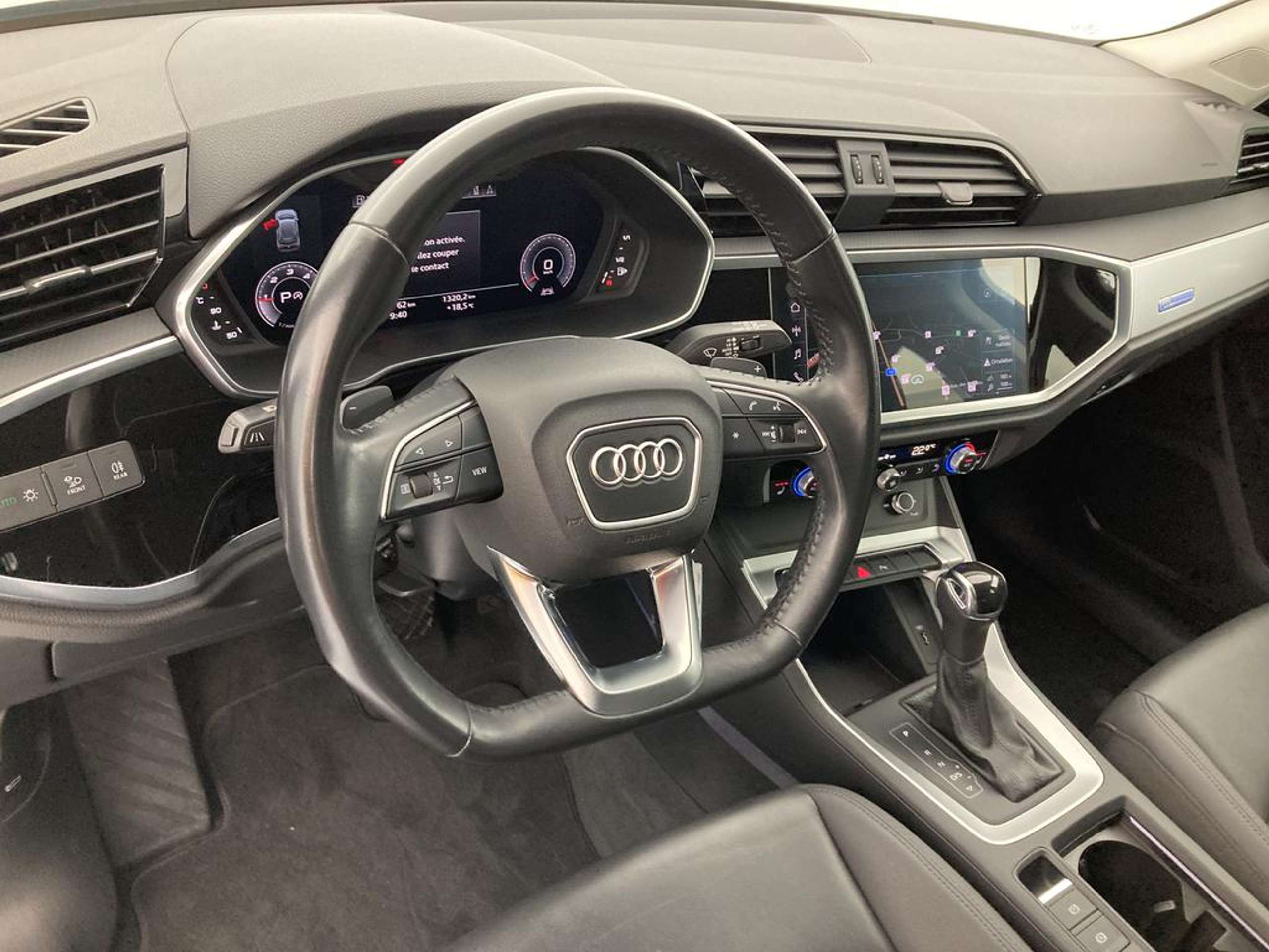 Audi - Q3