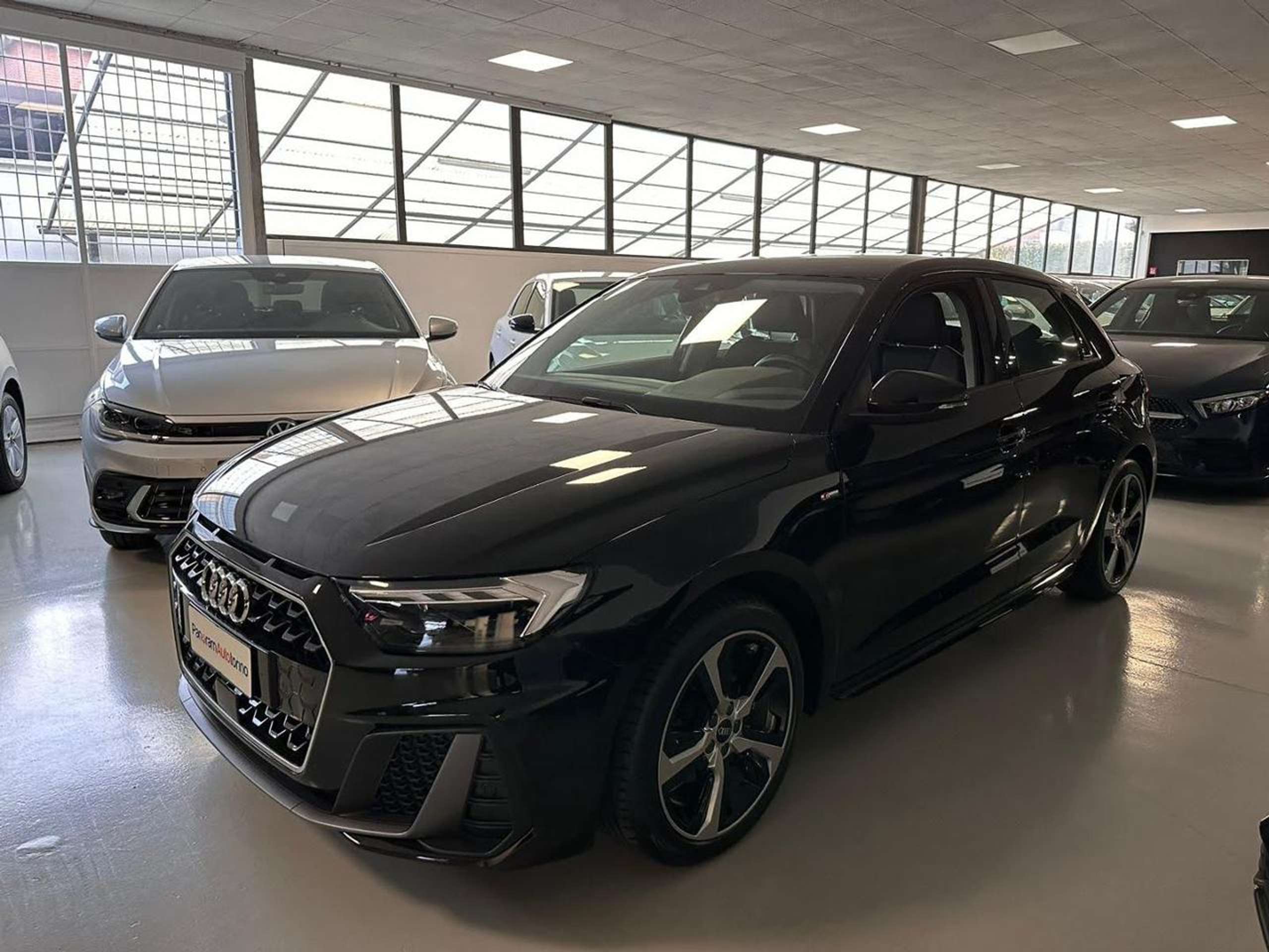 Audi - A1