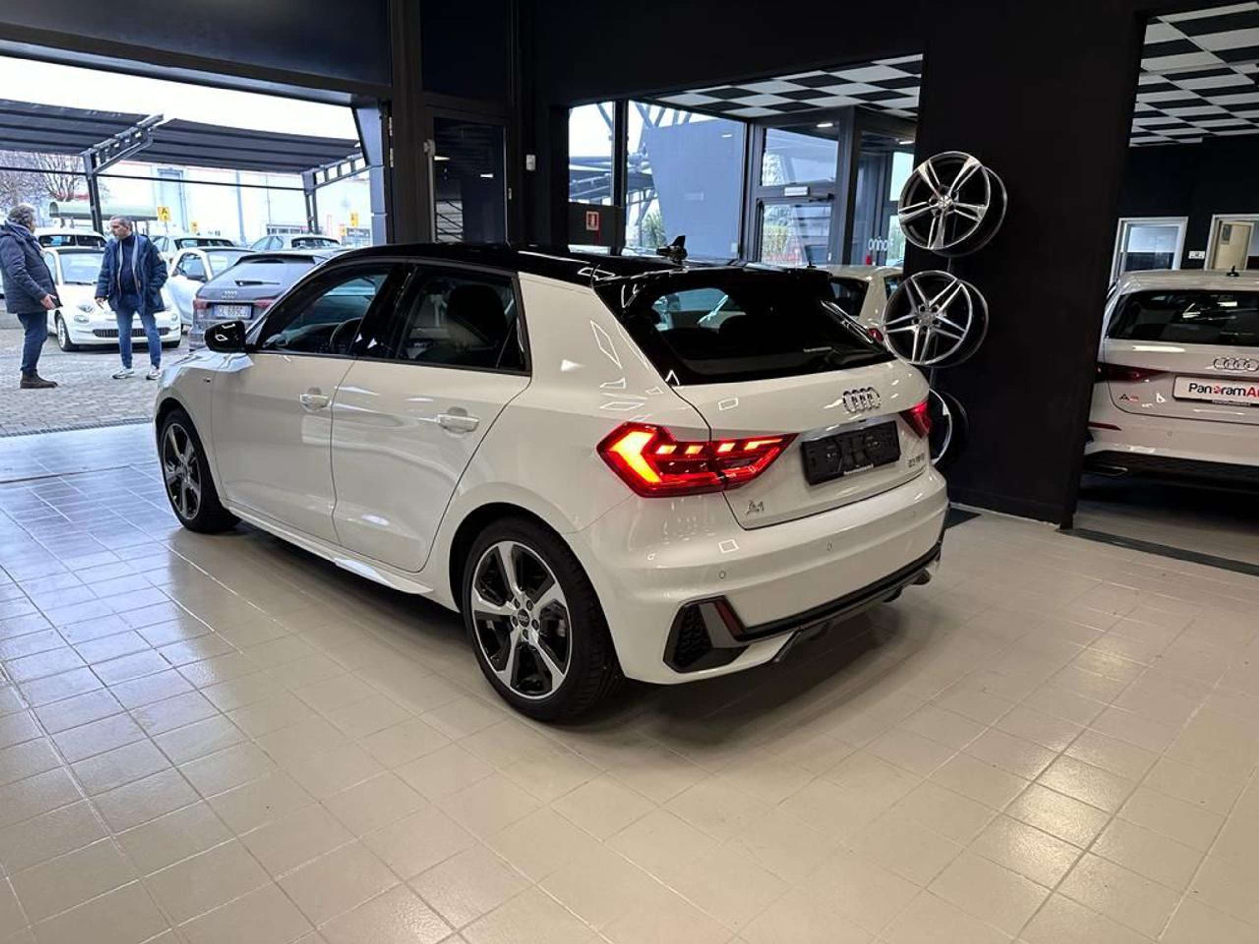 Audi - A1