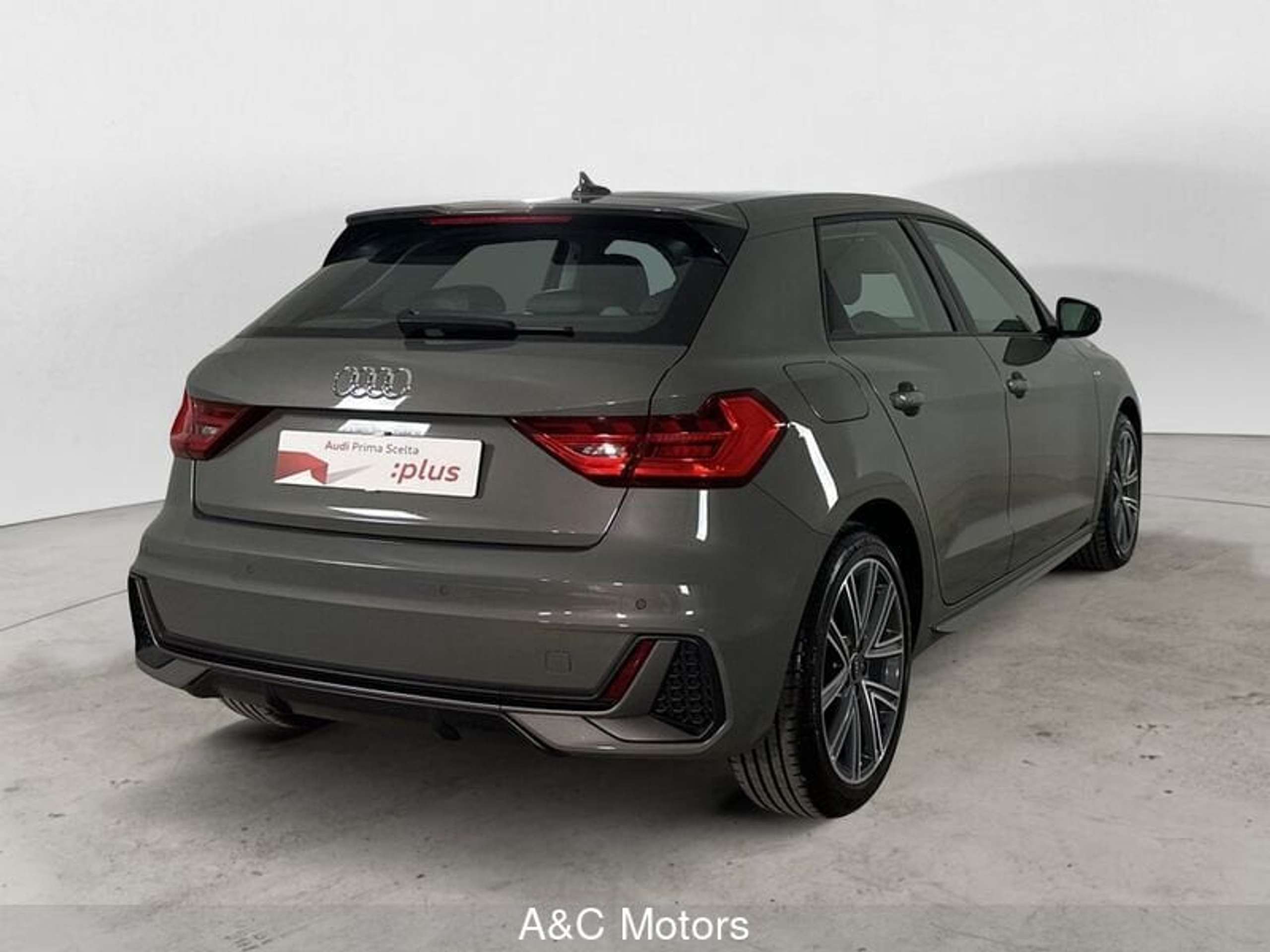 Audi - A1