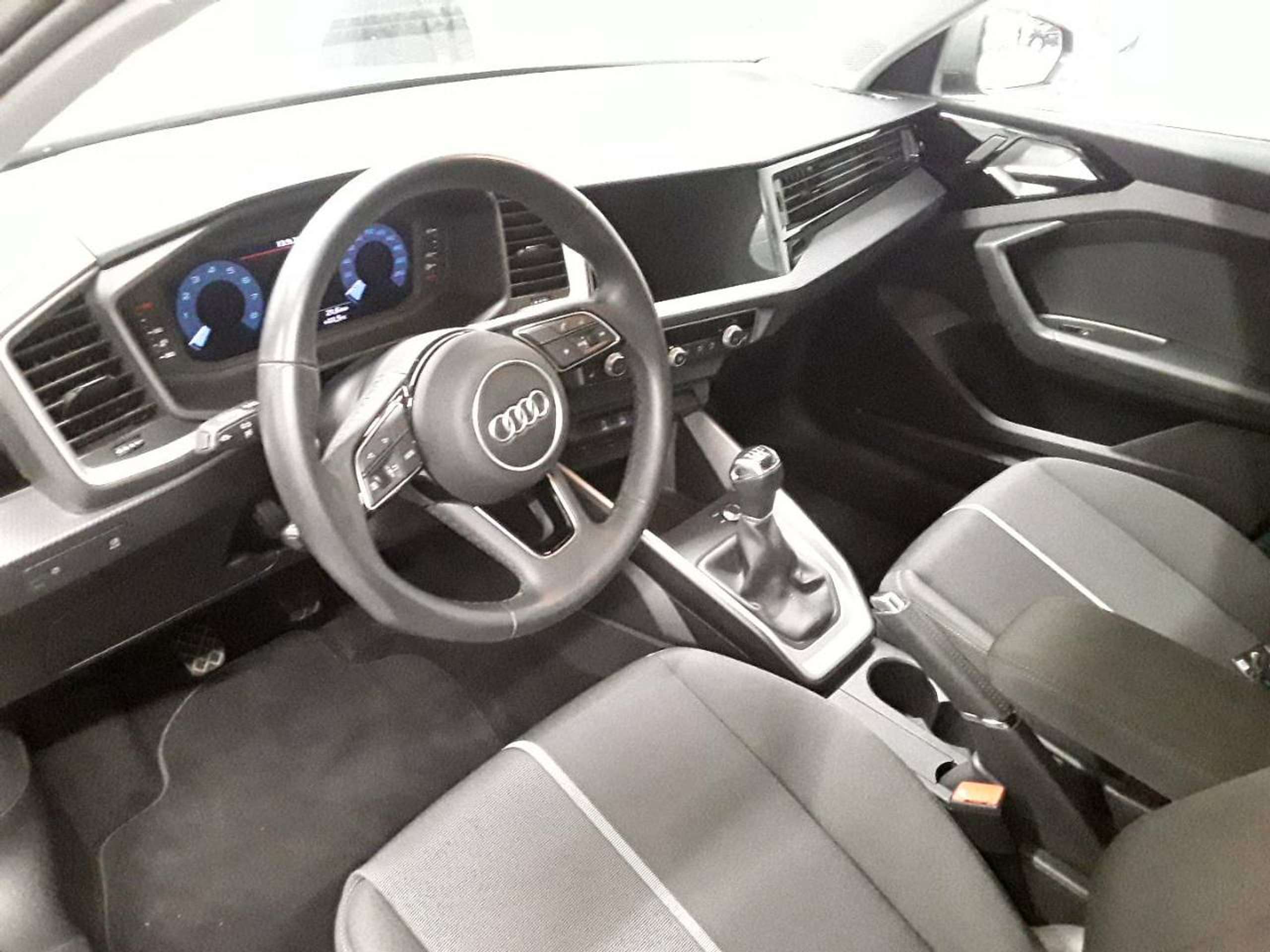 Audi - A1