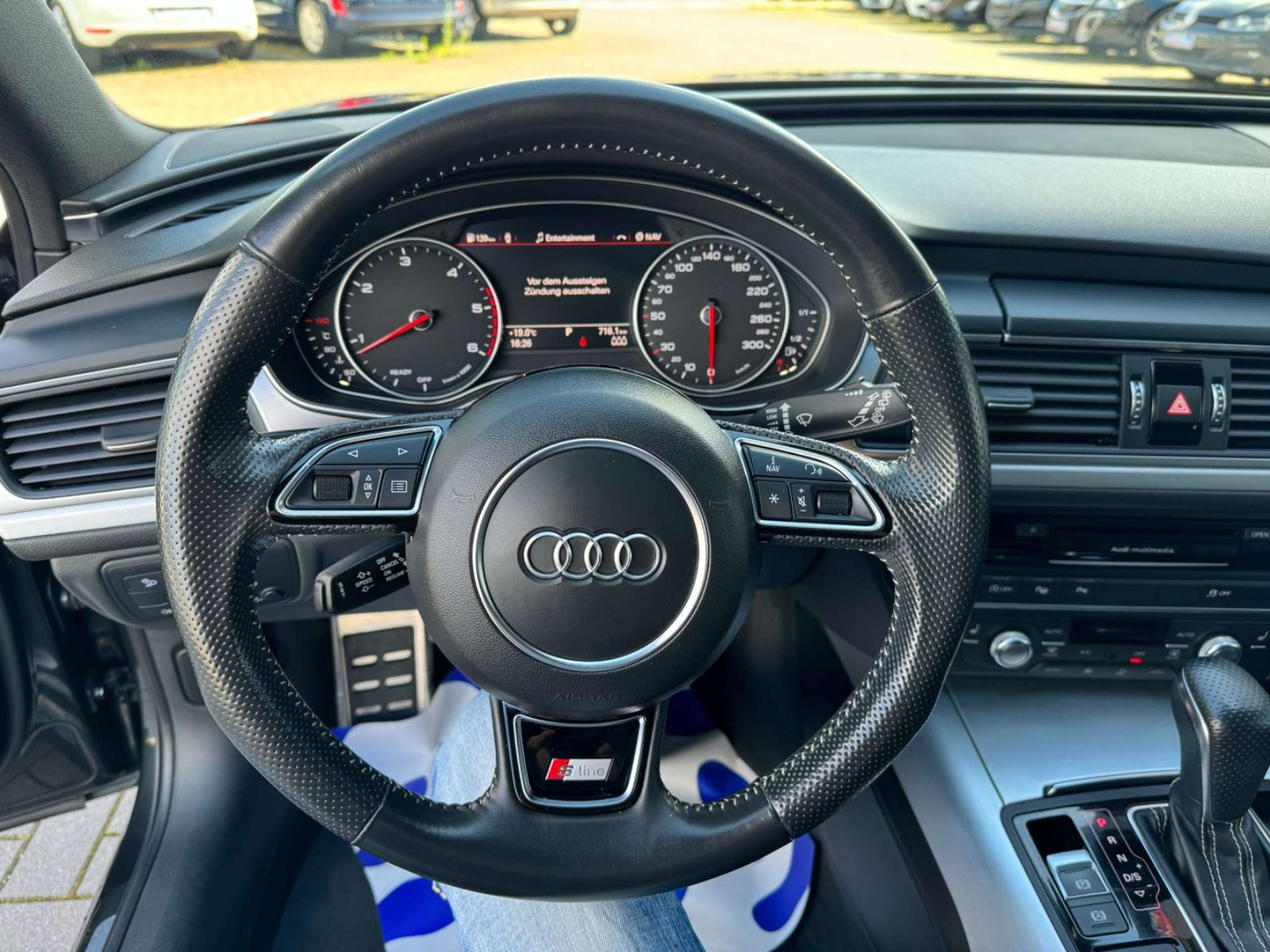 Audi - A6