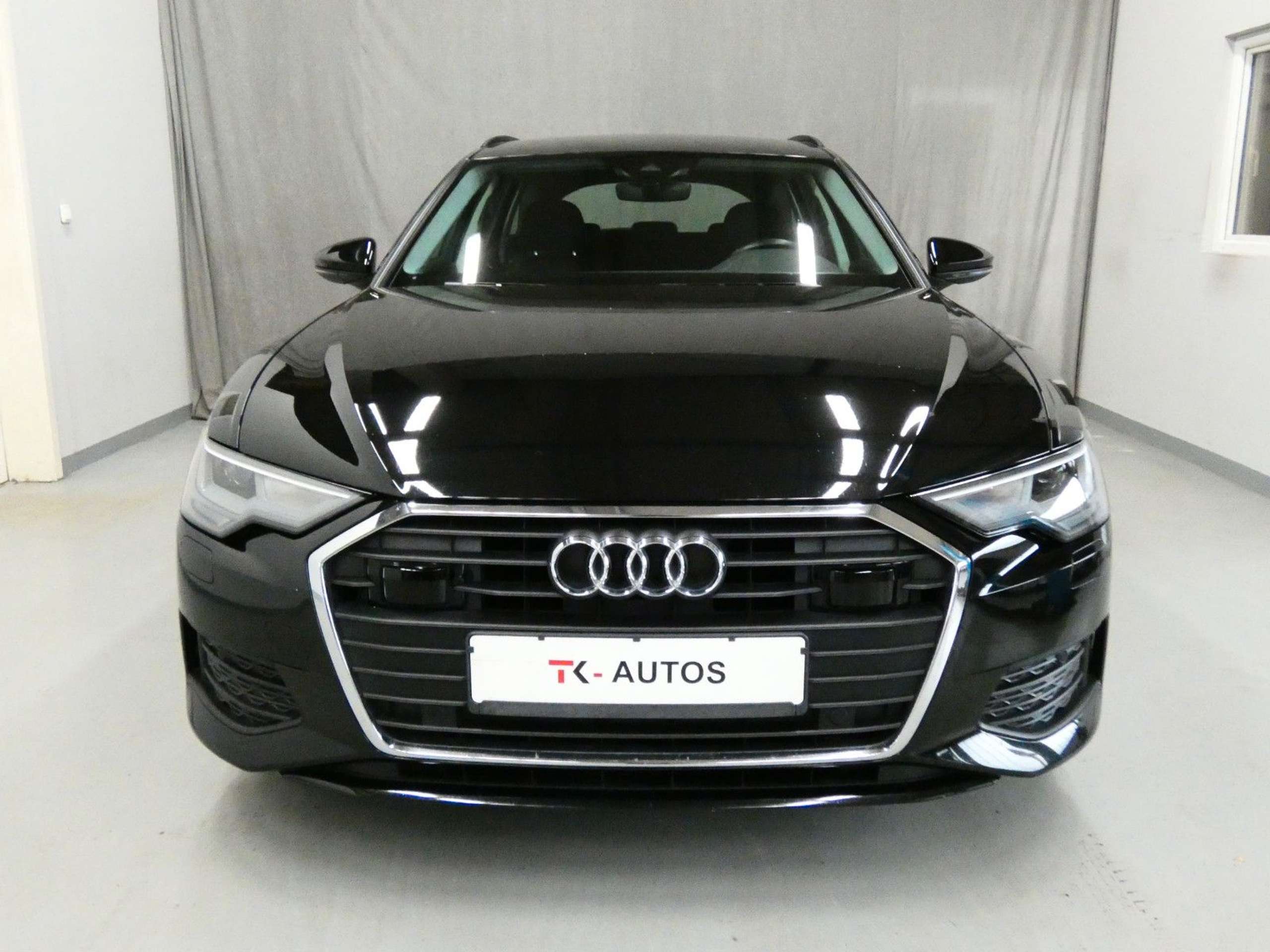 Audi - A6