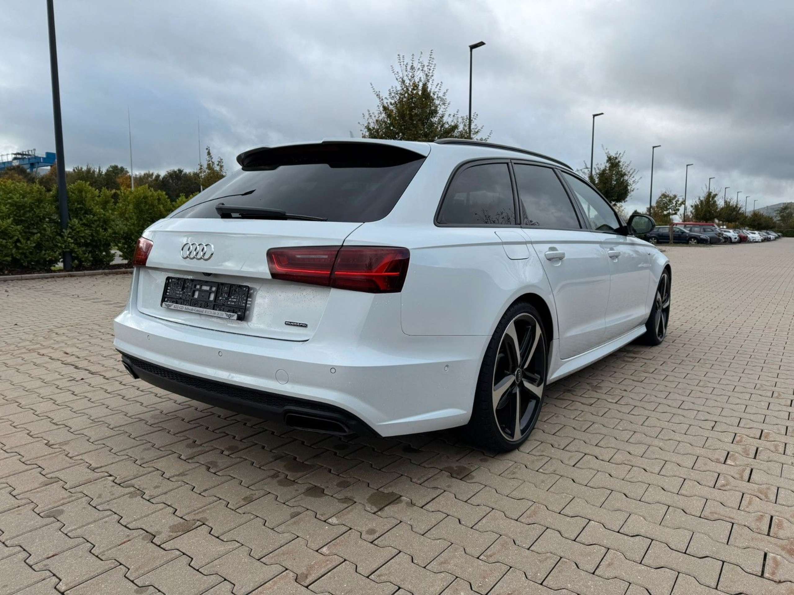 Audi - A6