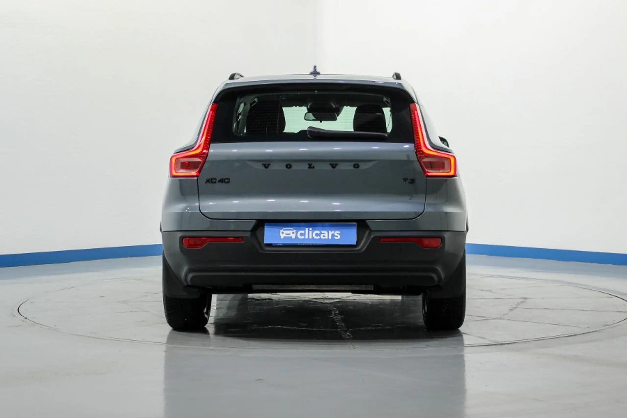 Volvo - XC40